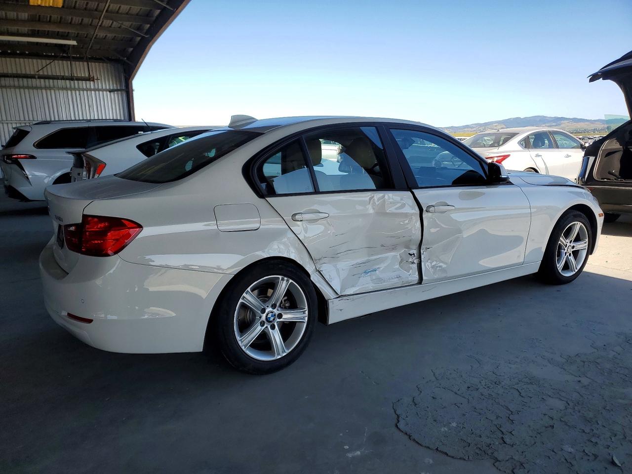 2014 Bmw 328 I Sulev White vin: WBA3C1C58EK113916