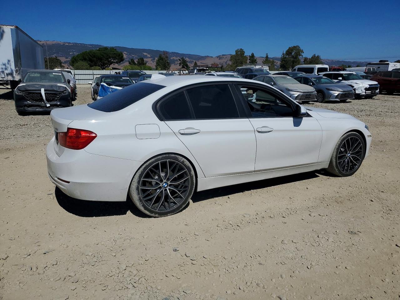 2014 Bmw 328 I Sulev White vin: WBA3C1C58EK114306