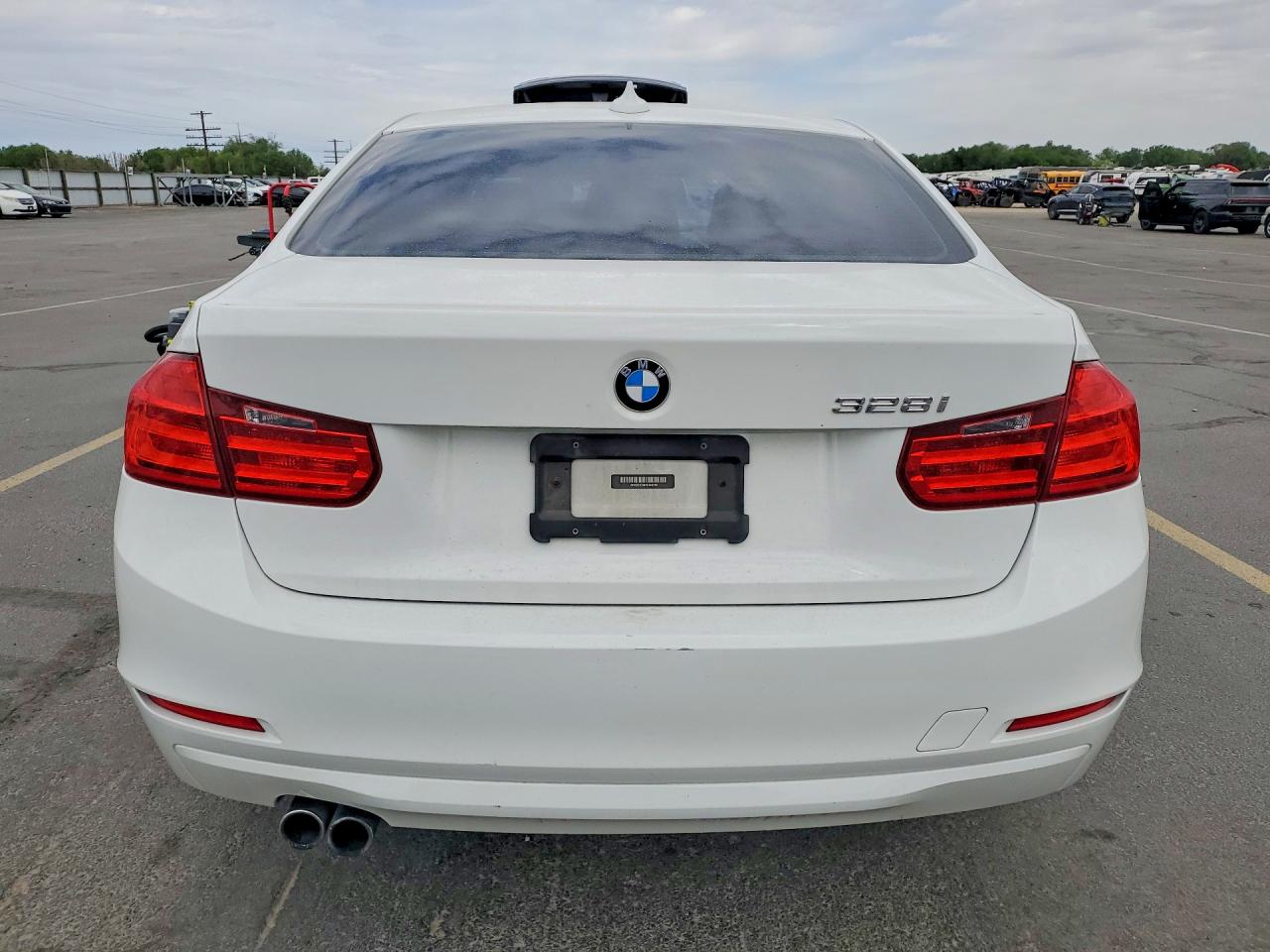 2013 Bmw 328 I Sulev White vin: WBA3C1C59DF443149