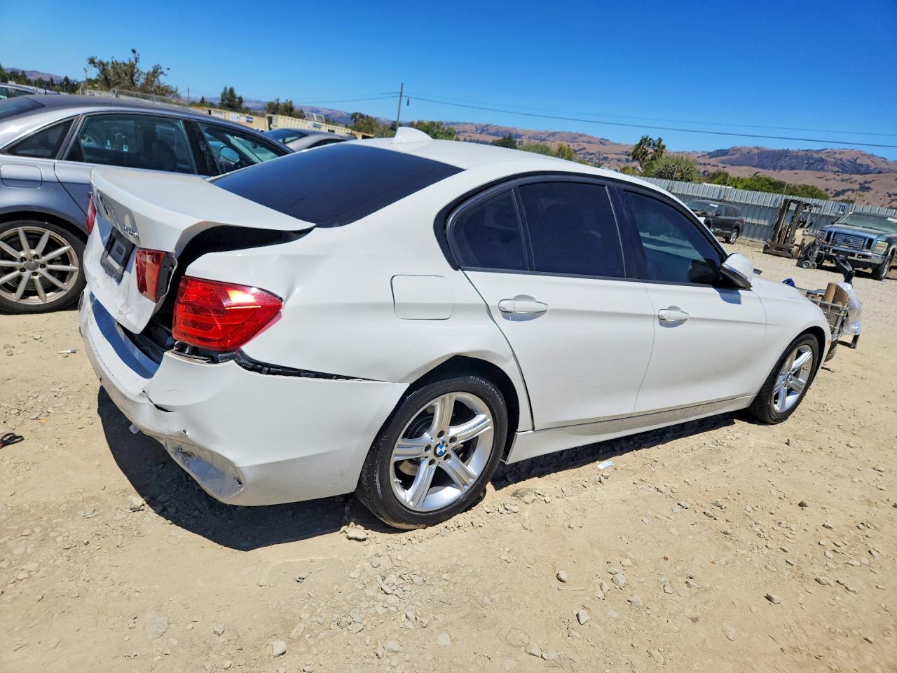 2014 Bmw 328 I Sulev White vin: WBA3C1C59EK109454