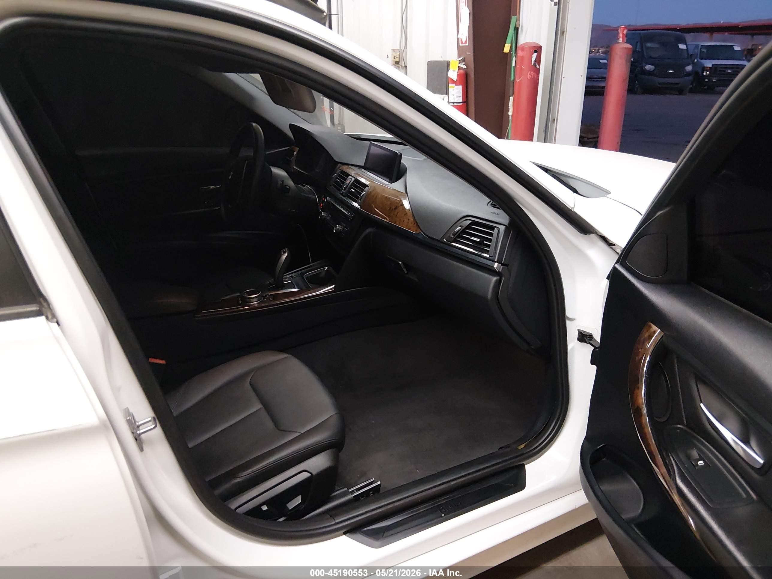 2014 Bmw 328i   White vin: WBA3C1C59EK112676