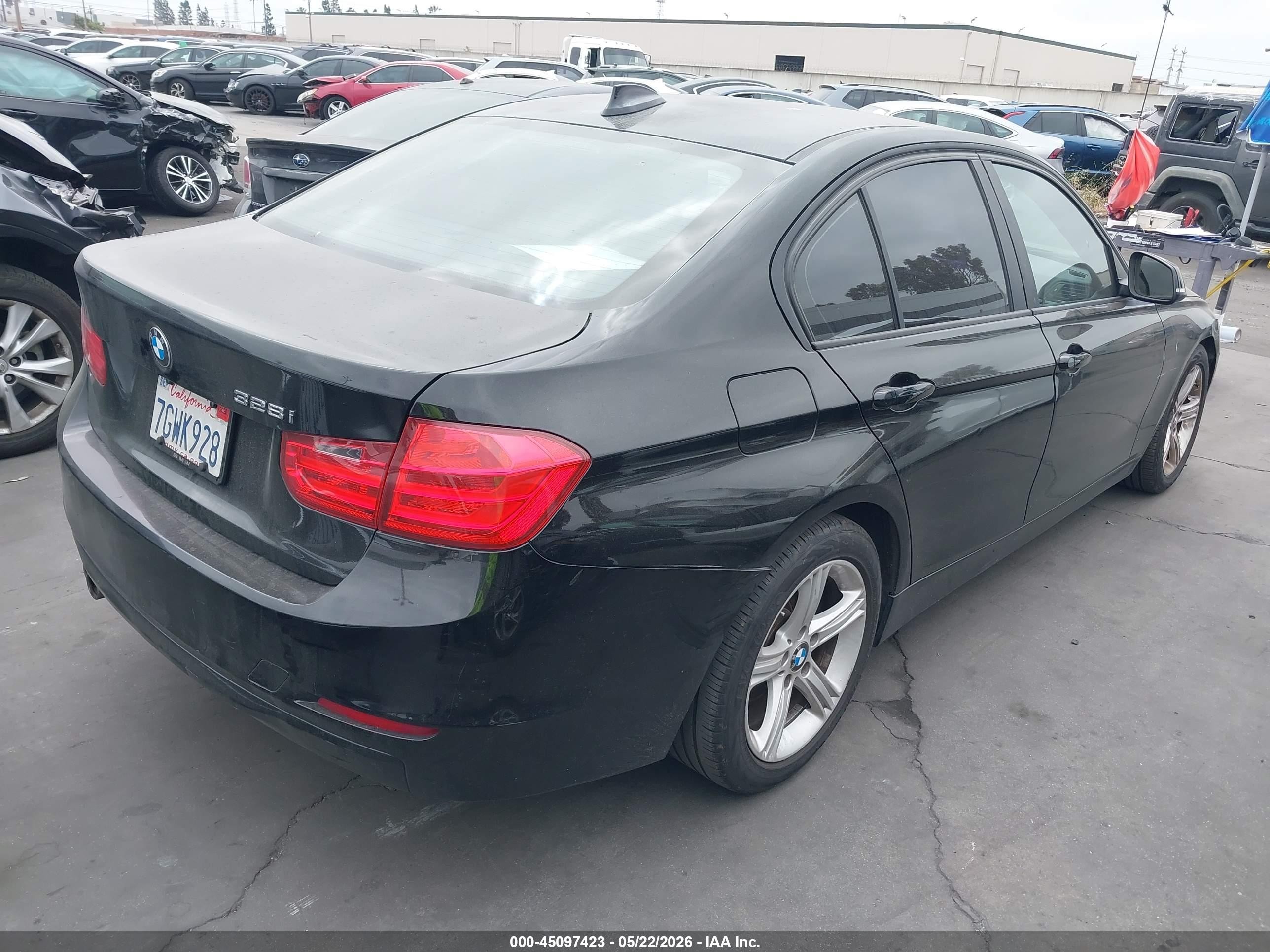 2014 Bmw 328i   Черный vin: WBA3C1C59EK116100