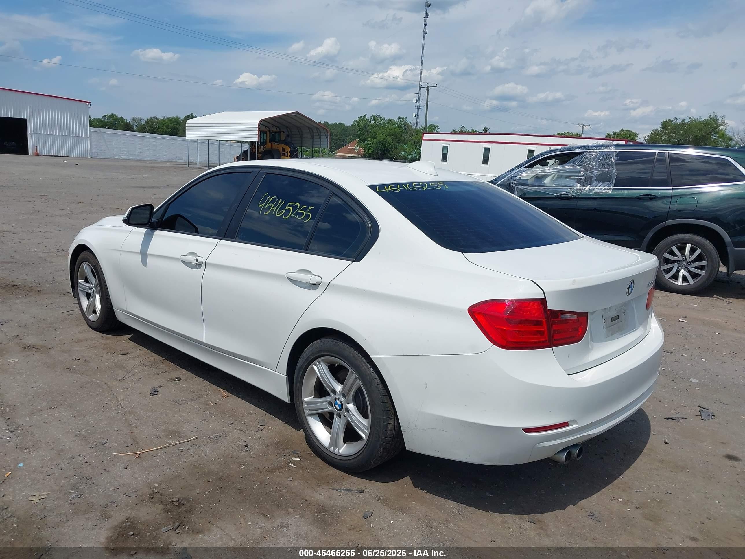 2014 Bmw 328i   White vin: WBA3C1C59EK116212