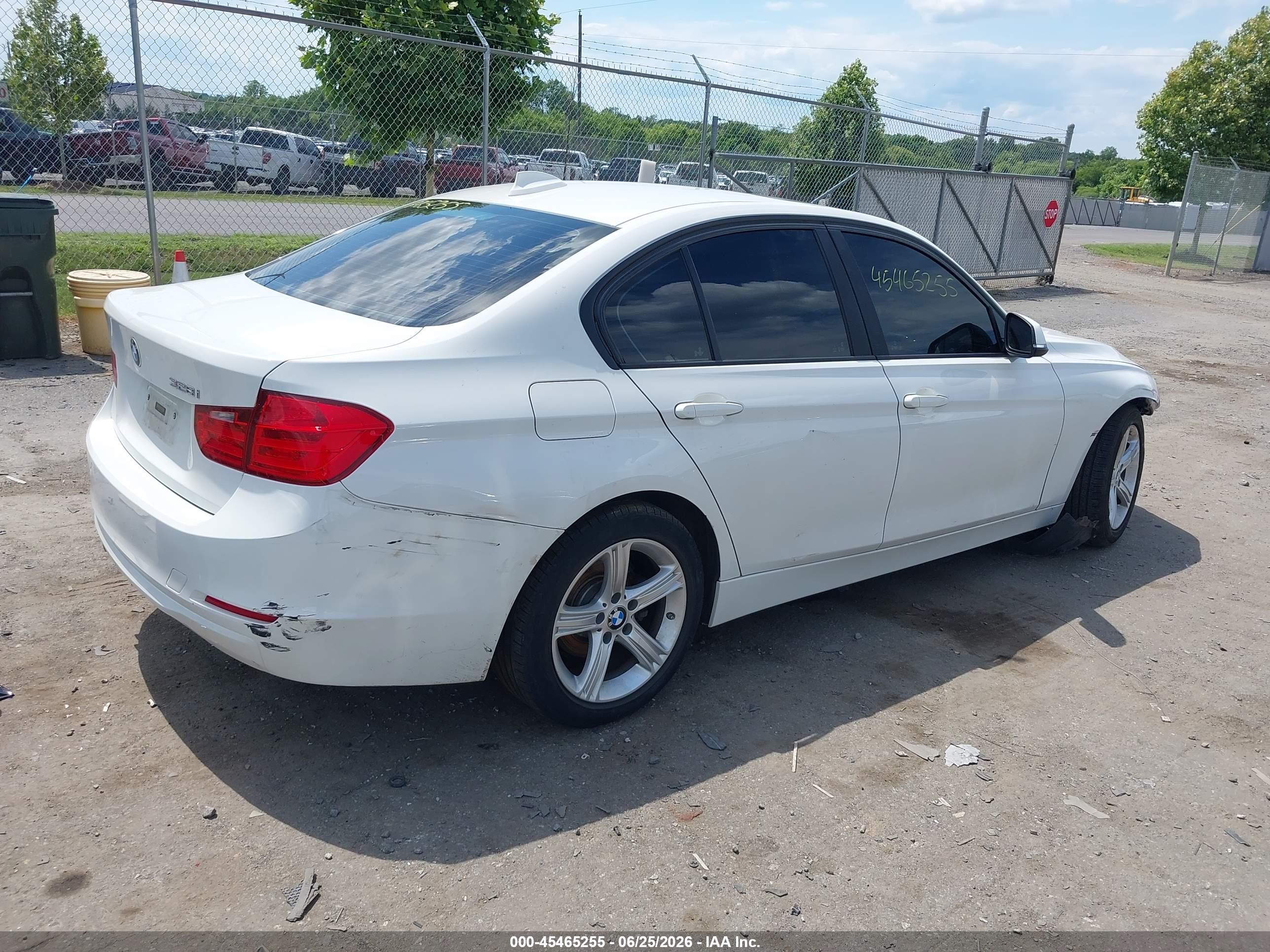 2014 Bmw 328i   White vin: WBA3C1C59EK116212