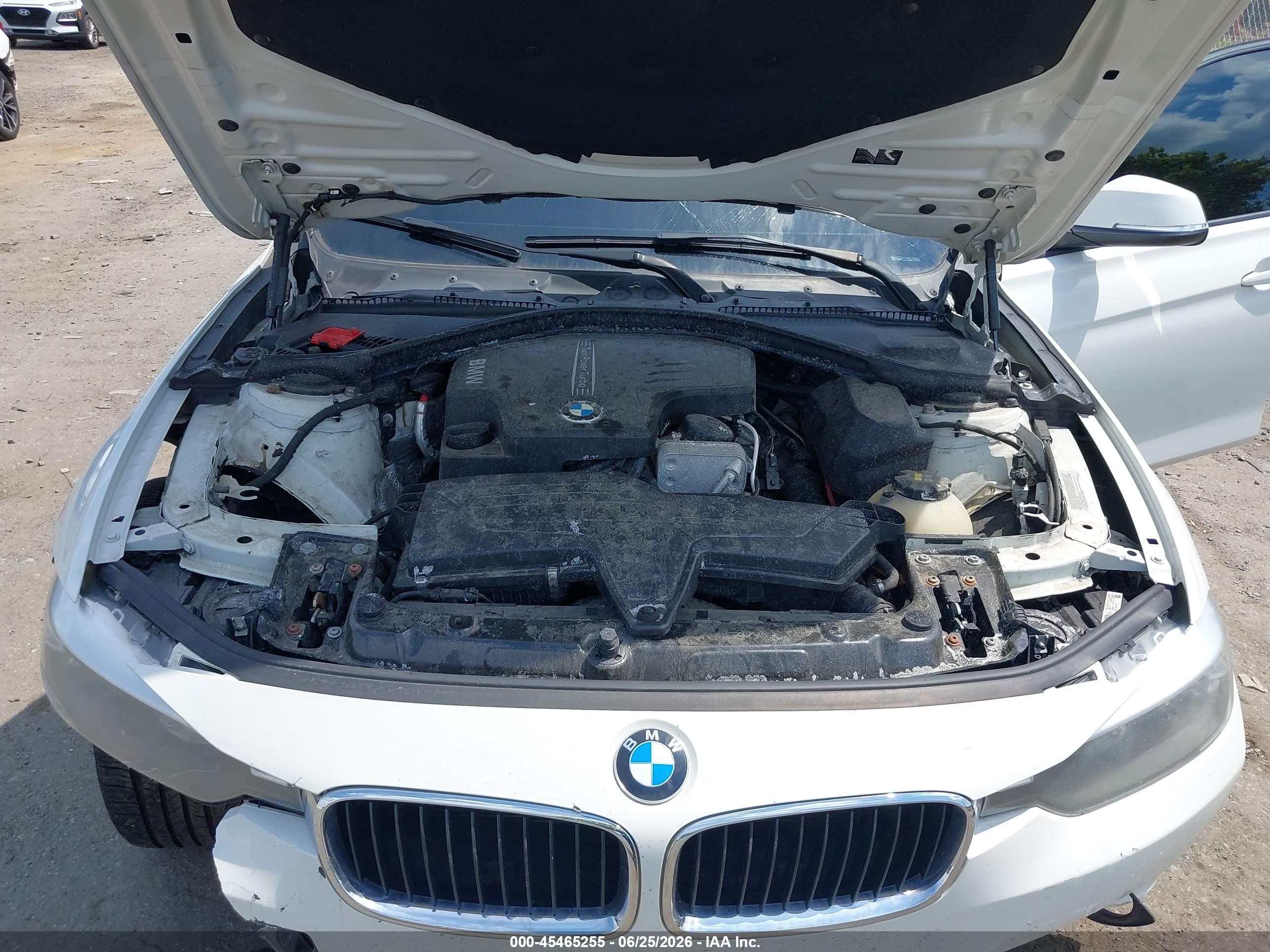 2014 Bmw 328i   White vin: WBA3C1C59EK116212