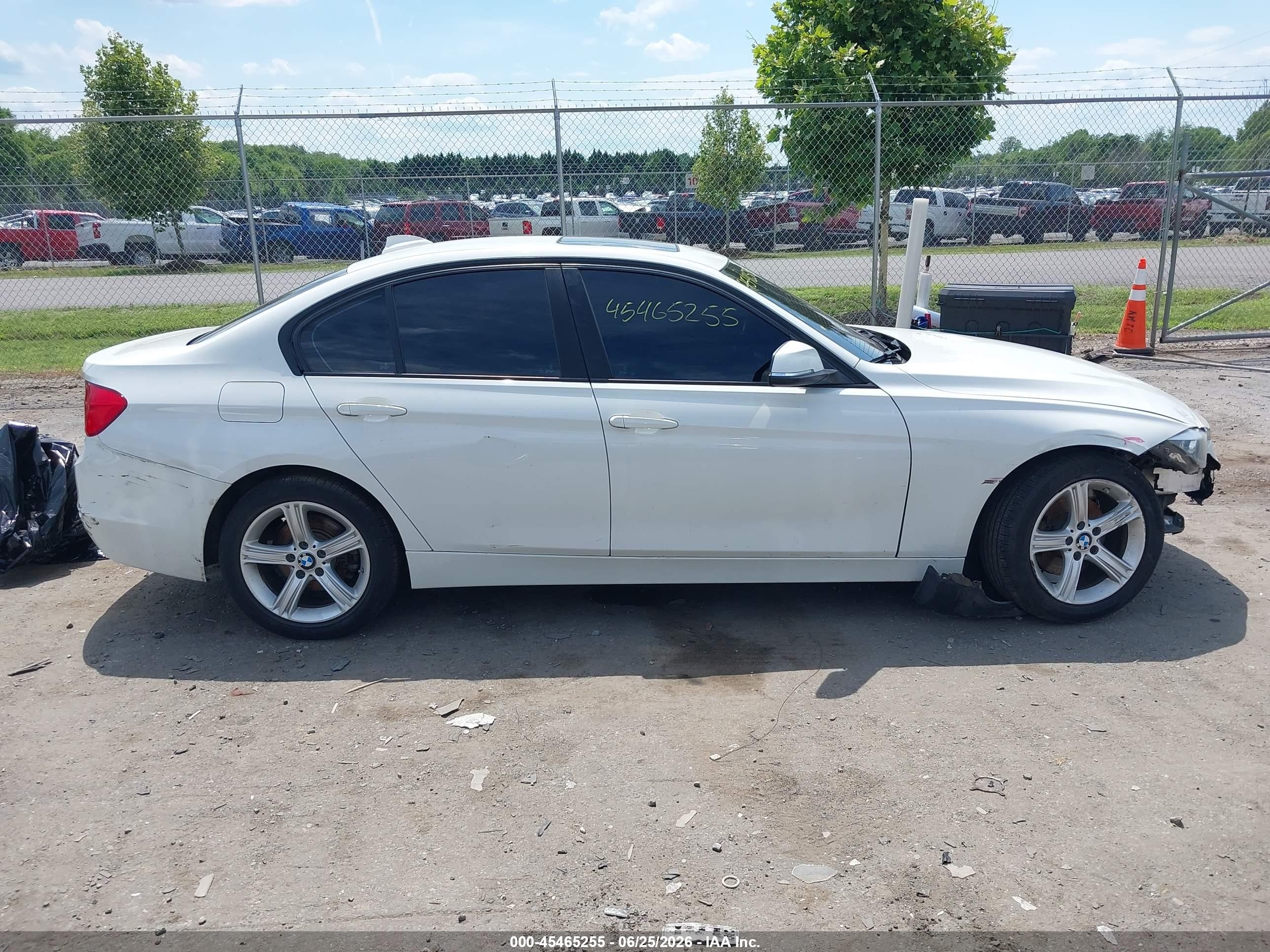 2014 Bmw 328i   White vin: WBA3C1C59EK116212