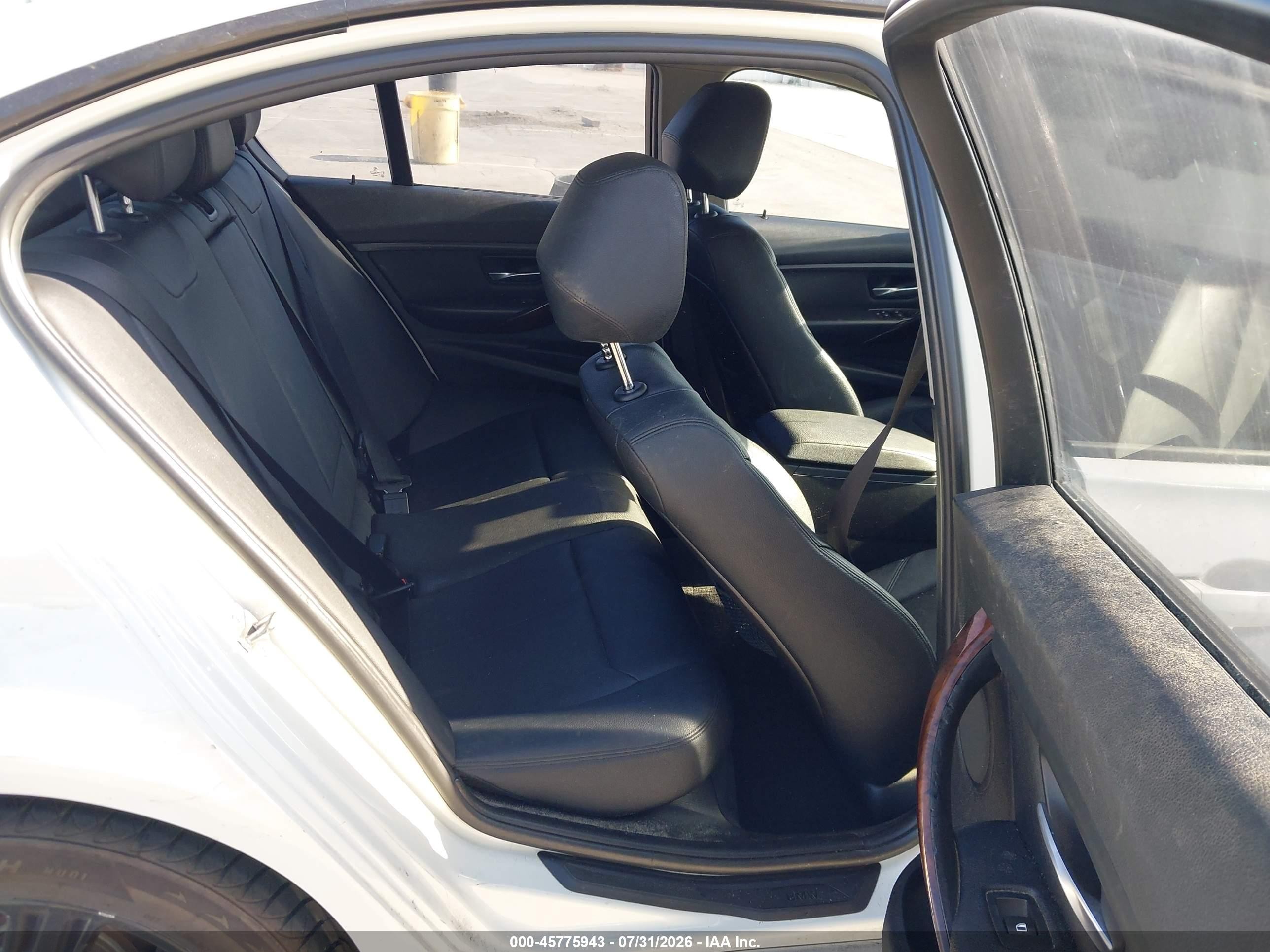 2013 Bmw 328i   White vin: WBA3C1C5XDF444231