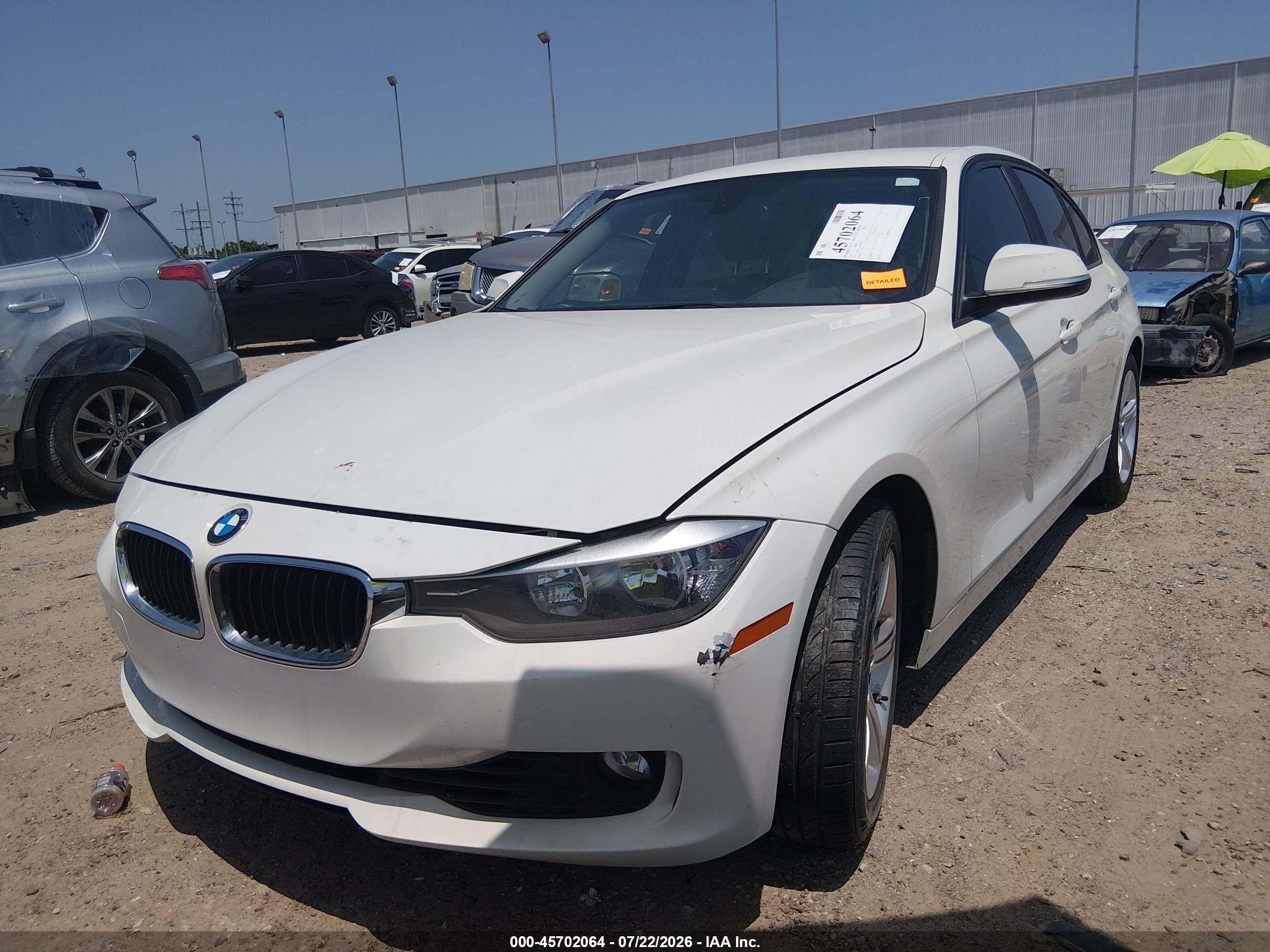 2015 Bmw 328i Белый vin: WBA3C1C5XFP852984