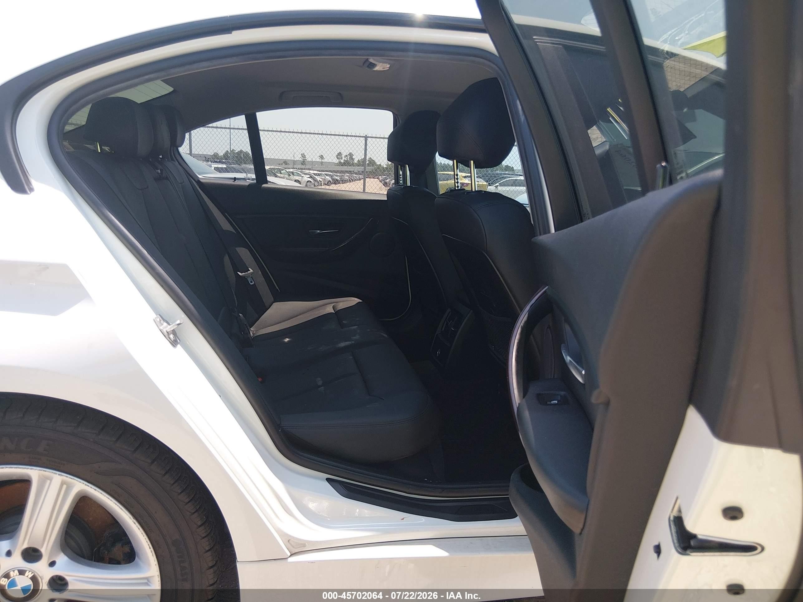2015 Bmw 328i Белый vin: WBA3C1C5XFP852984