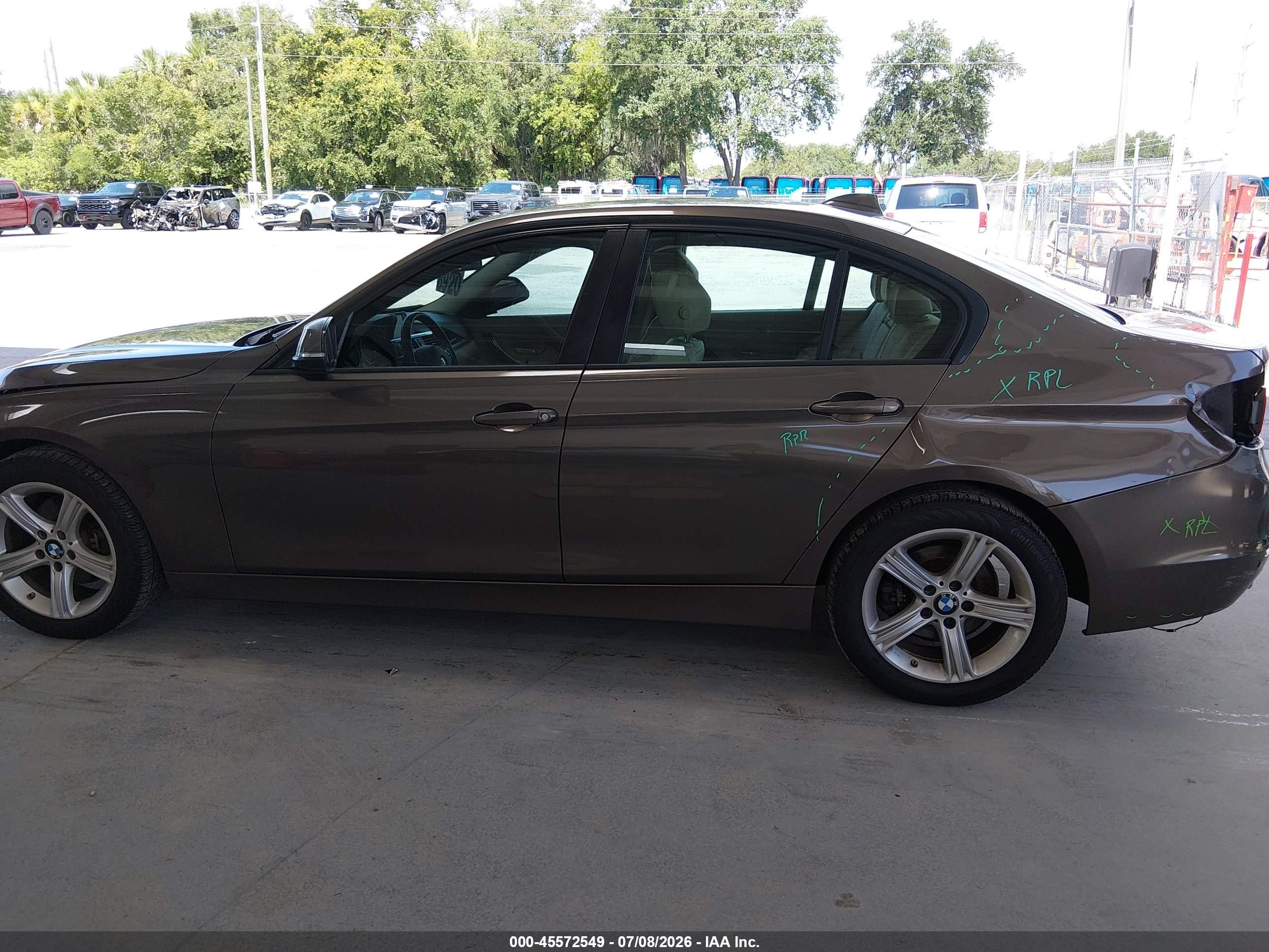 2013 Bmw 328i   Beige vin: WBA3C1G51DNR47985