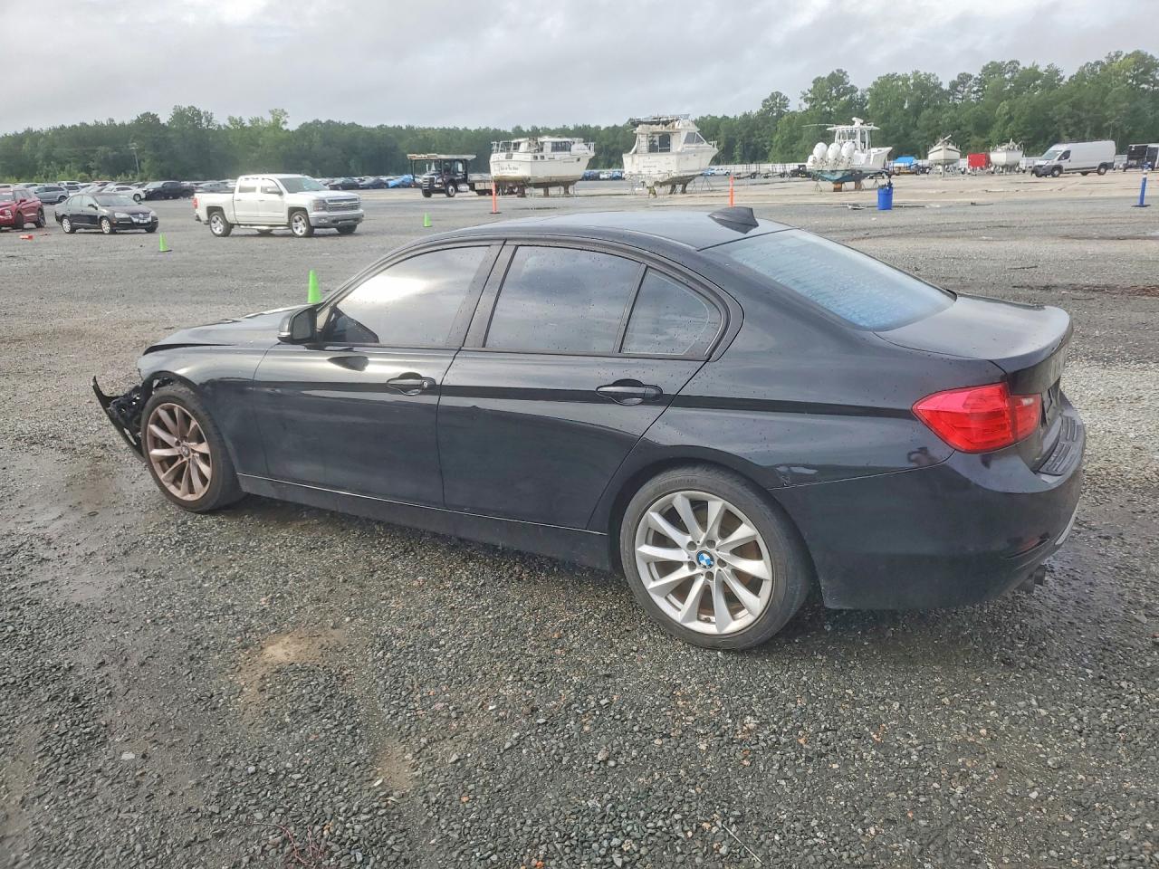 2013 Bmw 328 I Sulev Черный vin: WBA3C1G51DNR49378