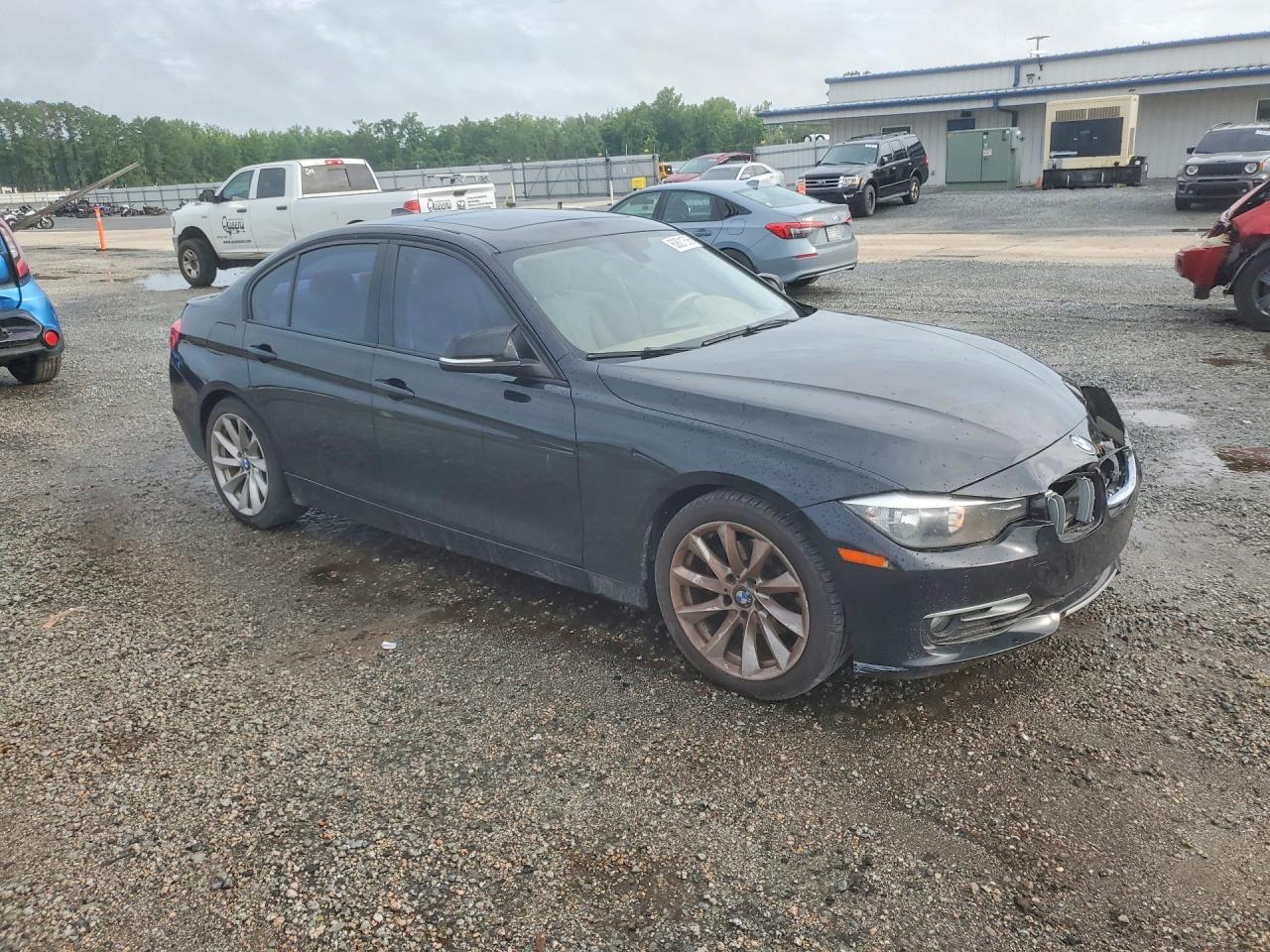 2013 Bmw 328 I Sulev Черный vin: WBA3C1G51DNR49378