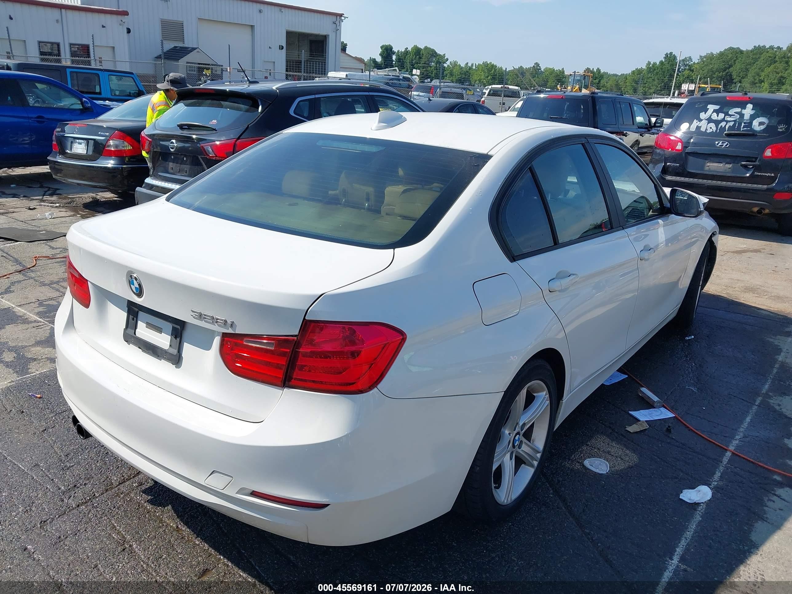 2013 Bmw 328i White vin: WBA3C1G51DNR49395