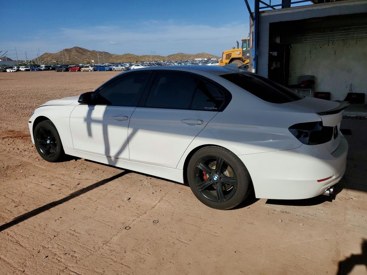 2013 Bmw 328 I Sulev Белый vin: WBA3C1G52DNR46568