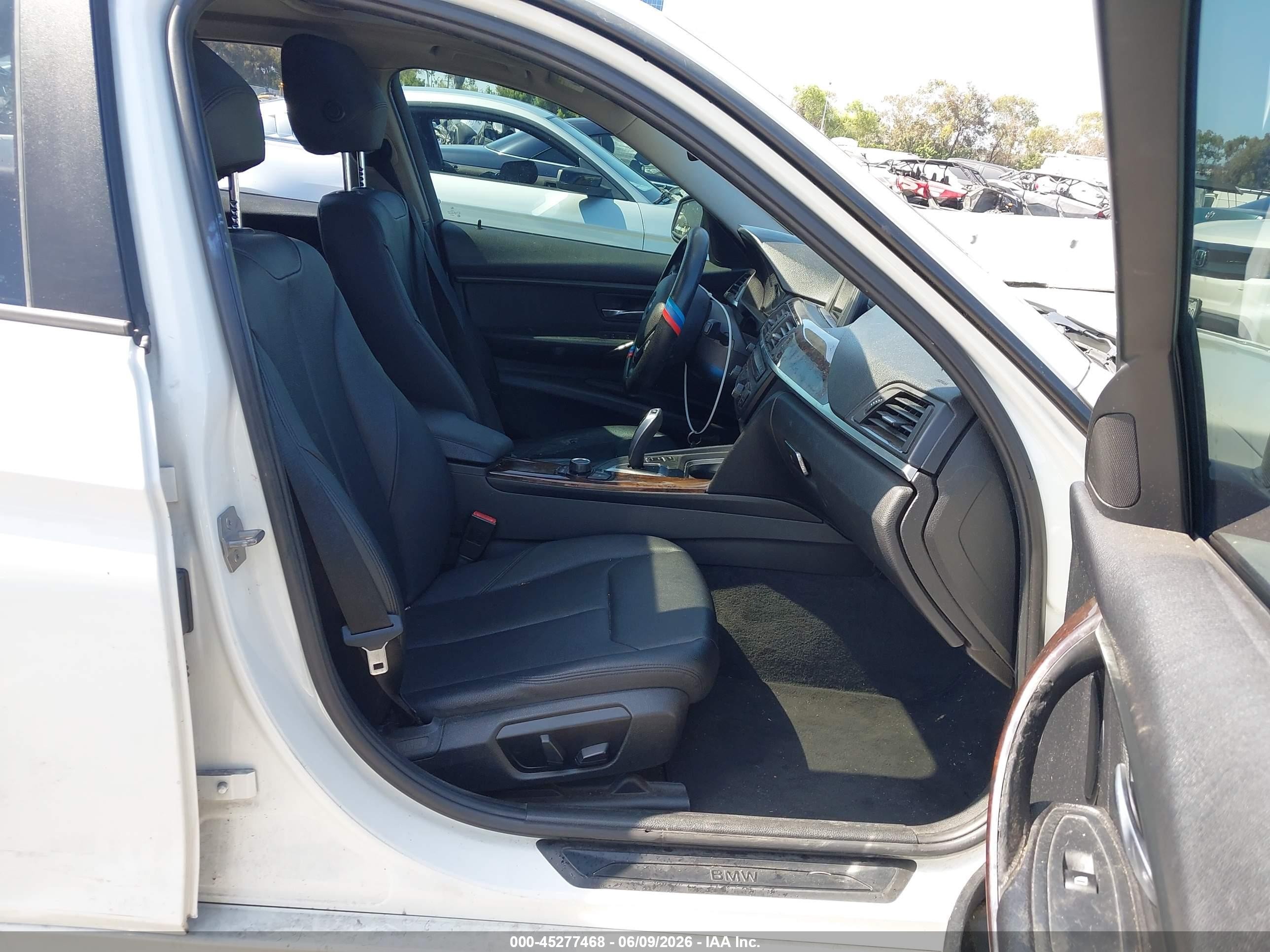2014 Bmw 328i   White vin: WBA3C1G52ENR49939