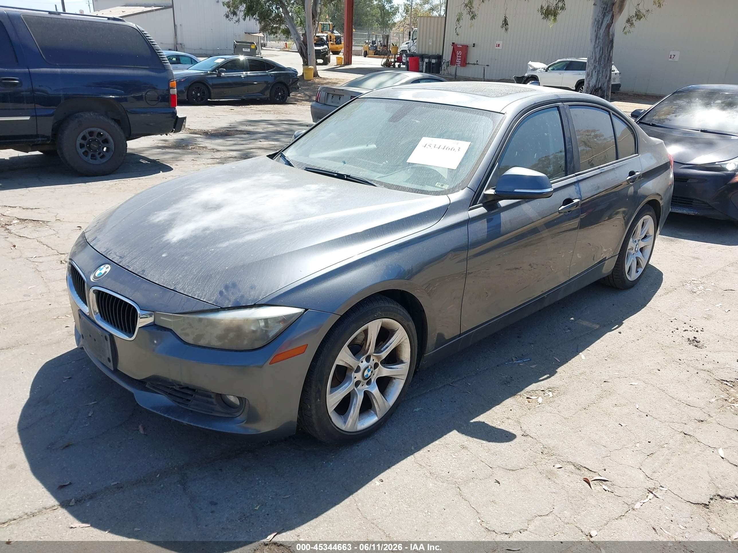 2013 Bmw 328i   Gray vin: WBA3C1G53DNR47275