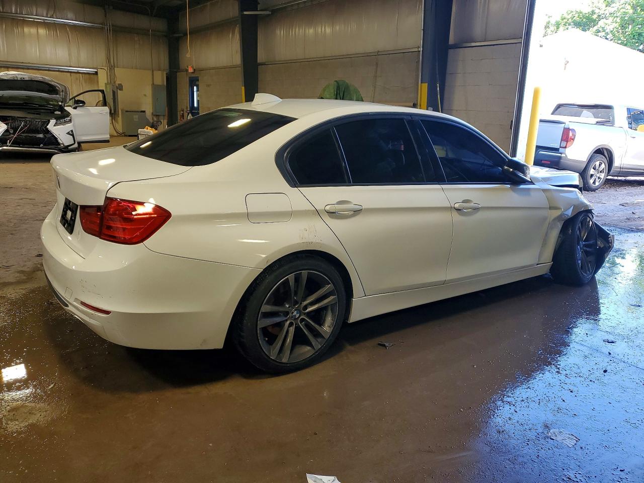 2013 Bmw 328 I Sulev White vin: WBA3C1G54DNR45356