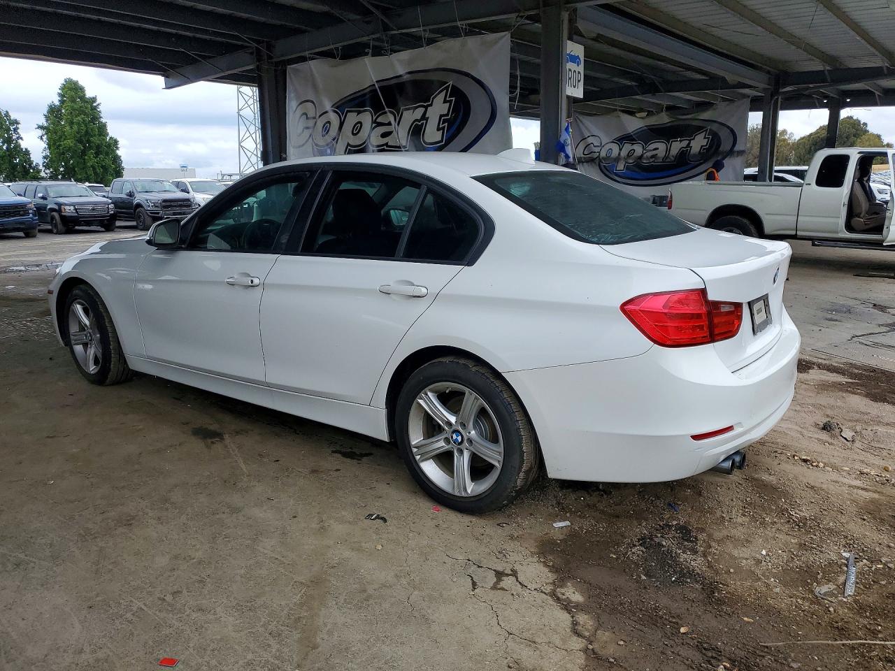 2013 Bmw 328 I Sulev White vin: WBA3C1G54DNR46880