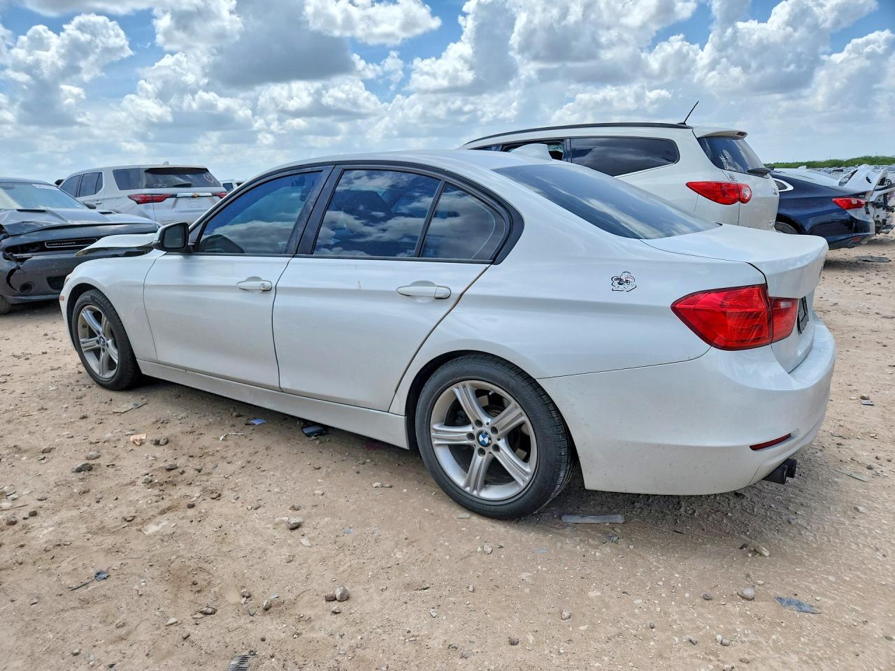 2013 Bmw 328 I Sulev White vin: WBA3C1G54DNR48659