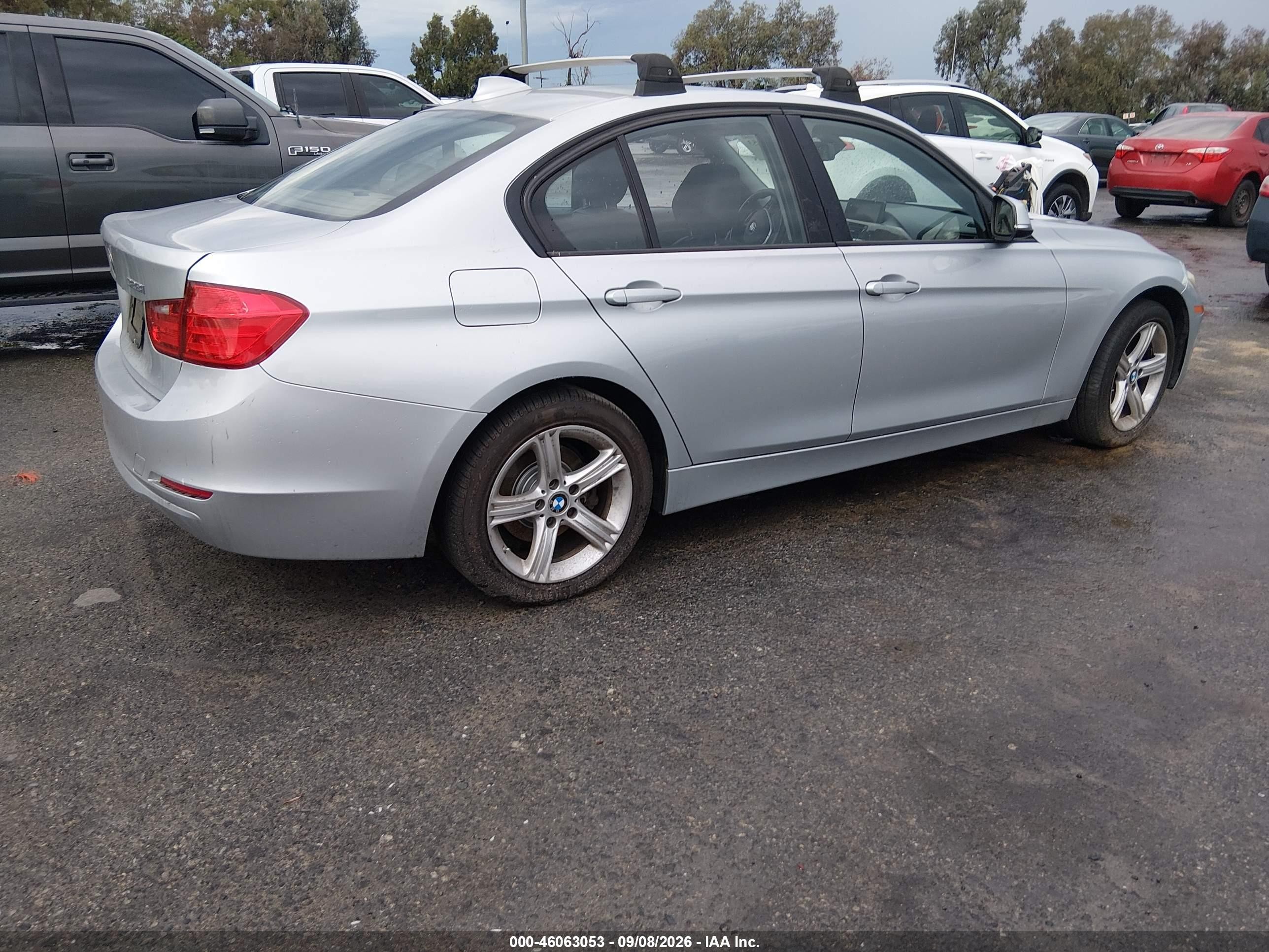 2014 Bmw 328i   Silver vin: WBA3C1G54ENR49845