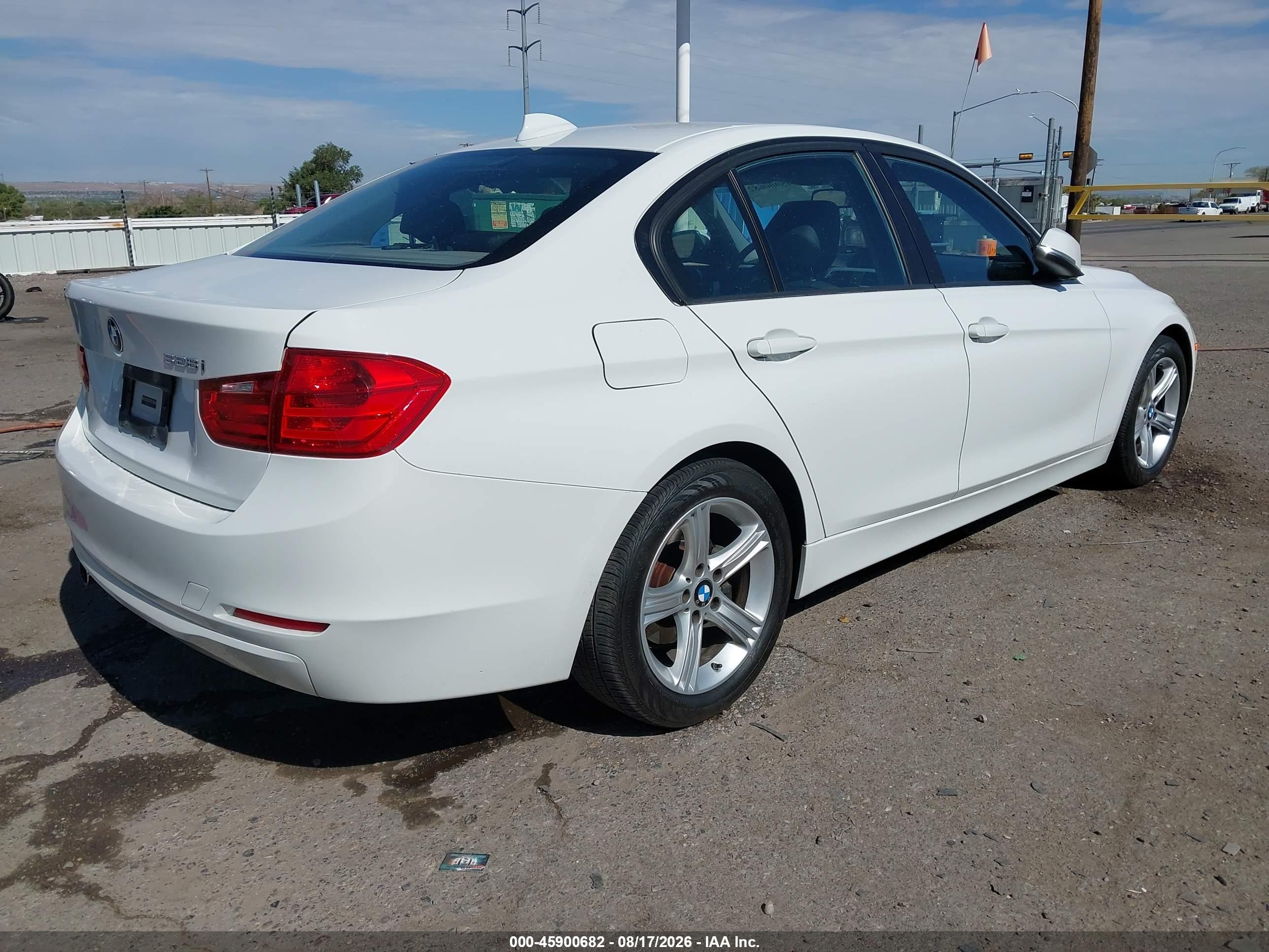 2013 Bmw 328i   White vin: WBA3C1G55DNR45236