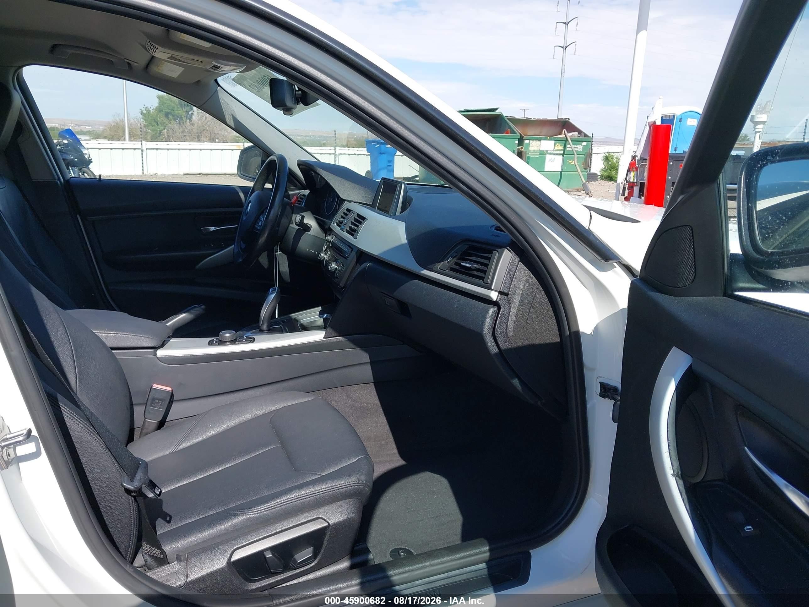 2013 Bmw 328i   White vin: WBA3C1G55DNR45236
