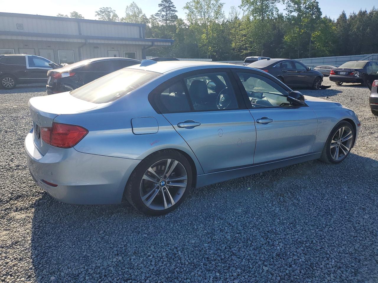 2013 Bmw 328 I Sulev Blue vin: WBA3C1G55DNR48895