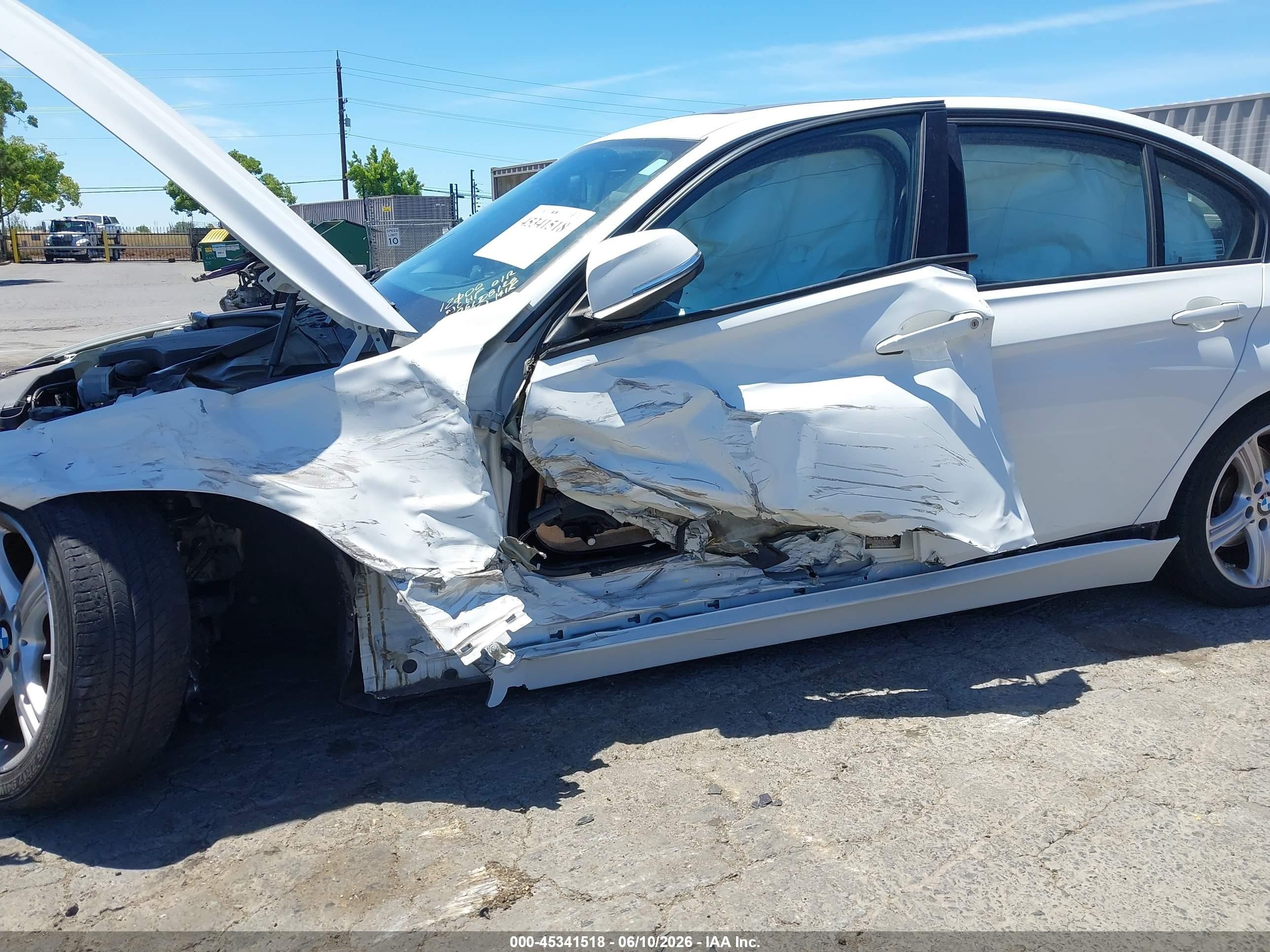 2013 Bmw 328i   White vin: WBA3C1G56DNR47013