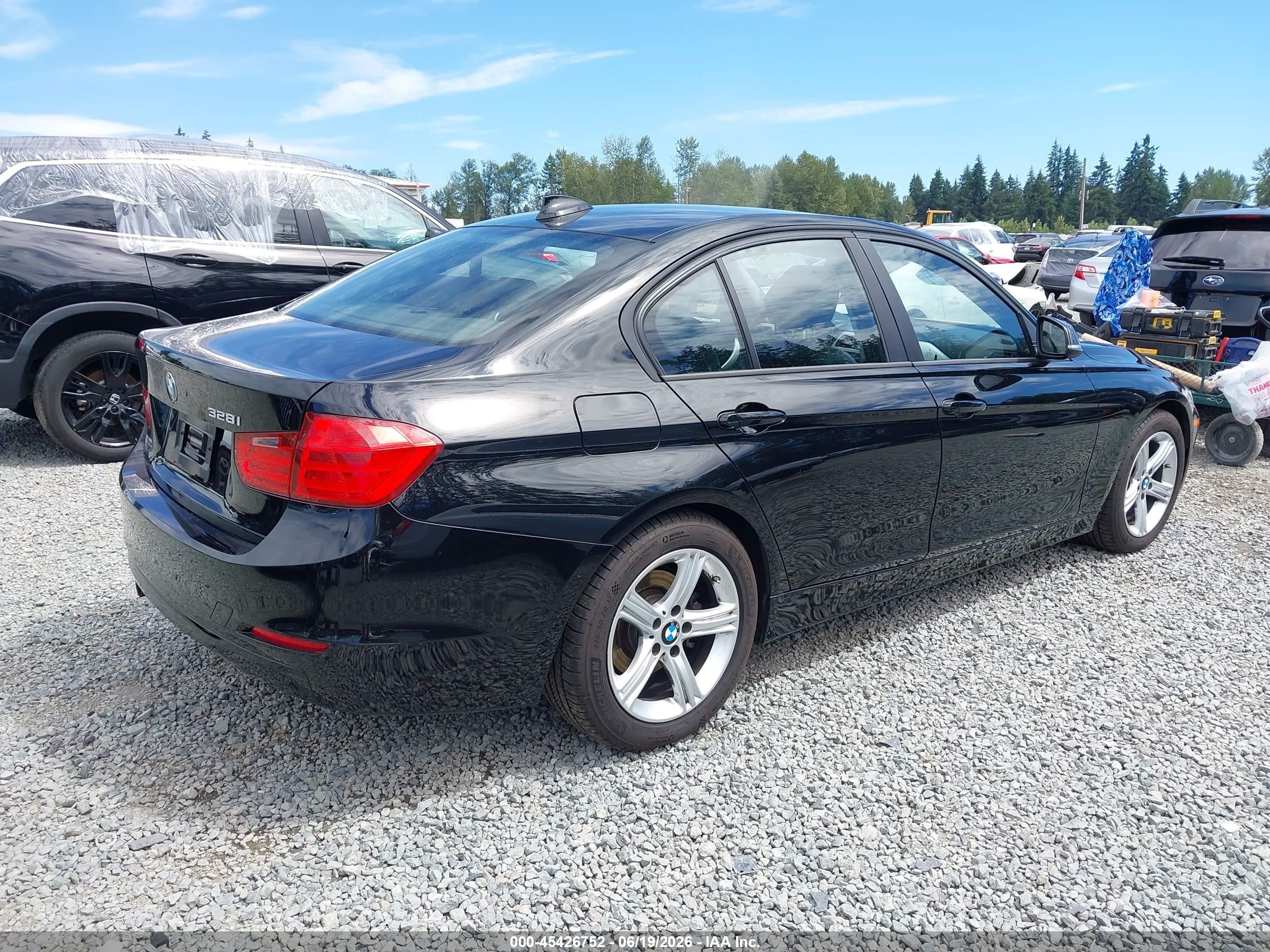 2013 Bmw 328i   Black vin: WBA3C1G57DNR45383