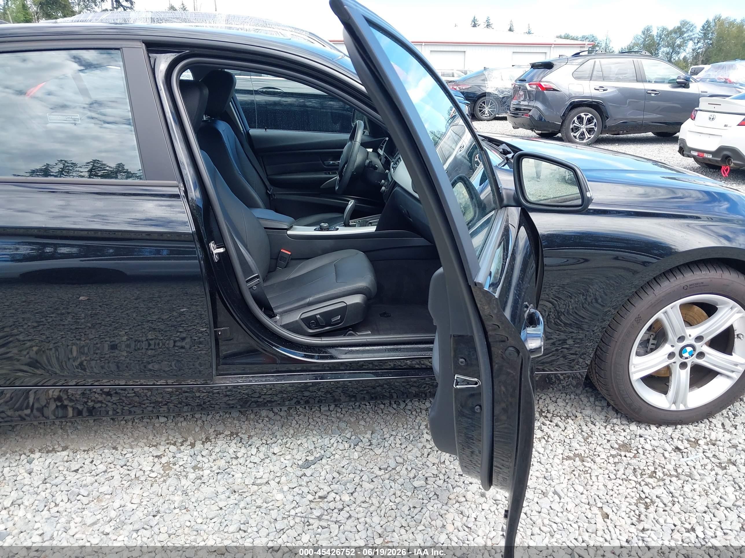 2013 Bmw 328i   Black vin: WBA3C1G57DNR45383
