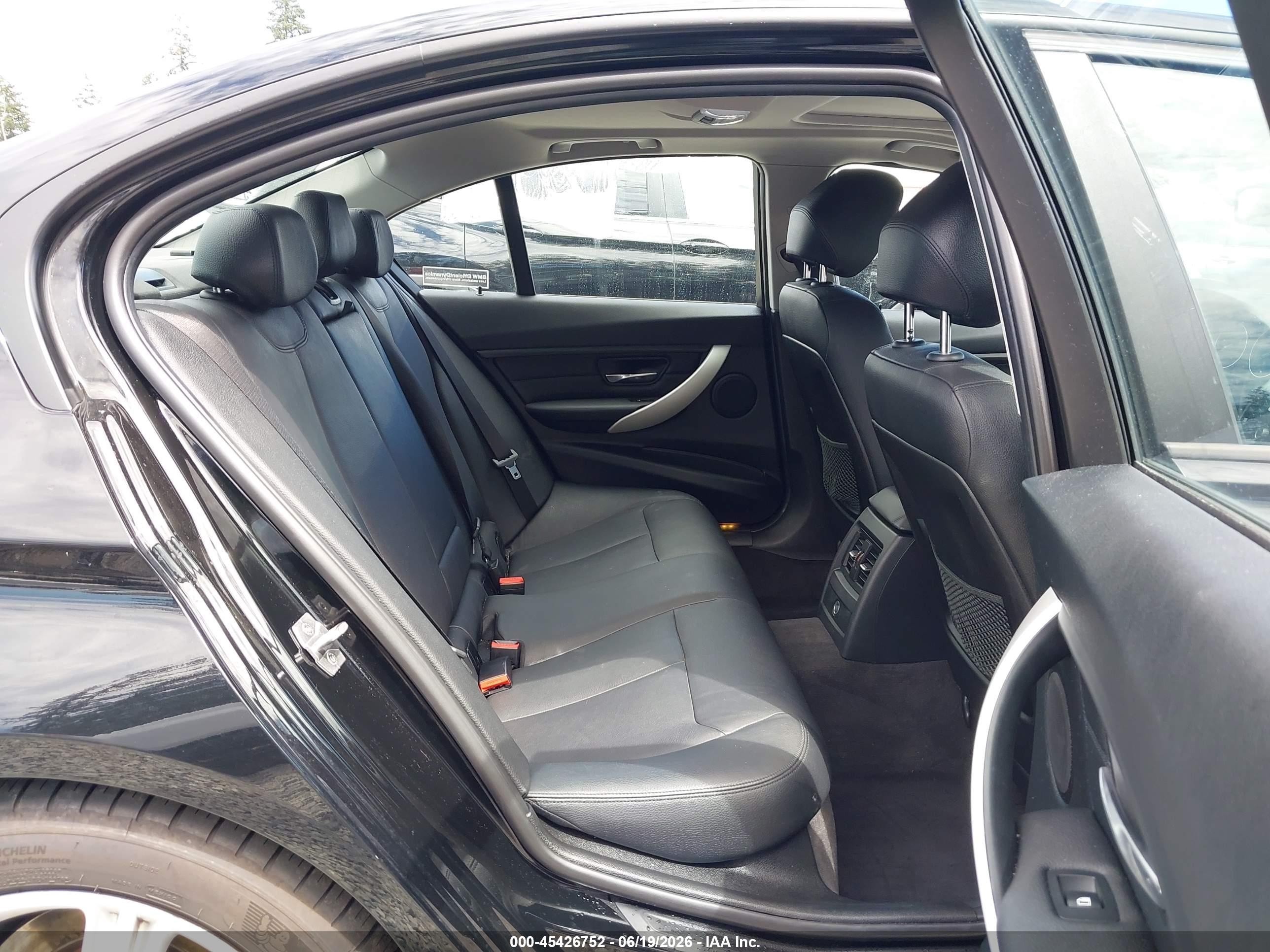2013 Bmw 328i   Black vin: WBA3C1G57DNR45383