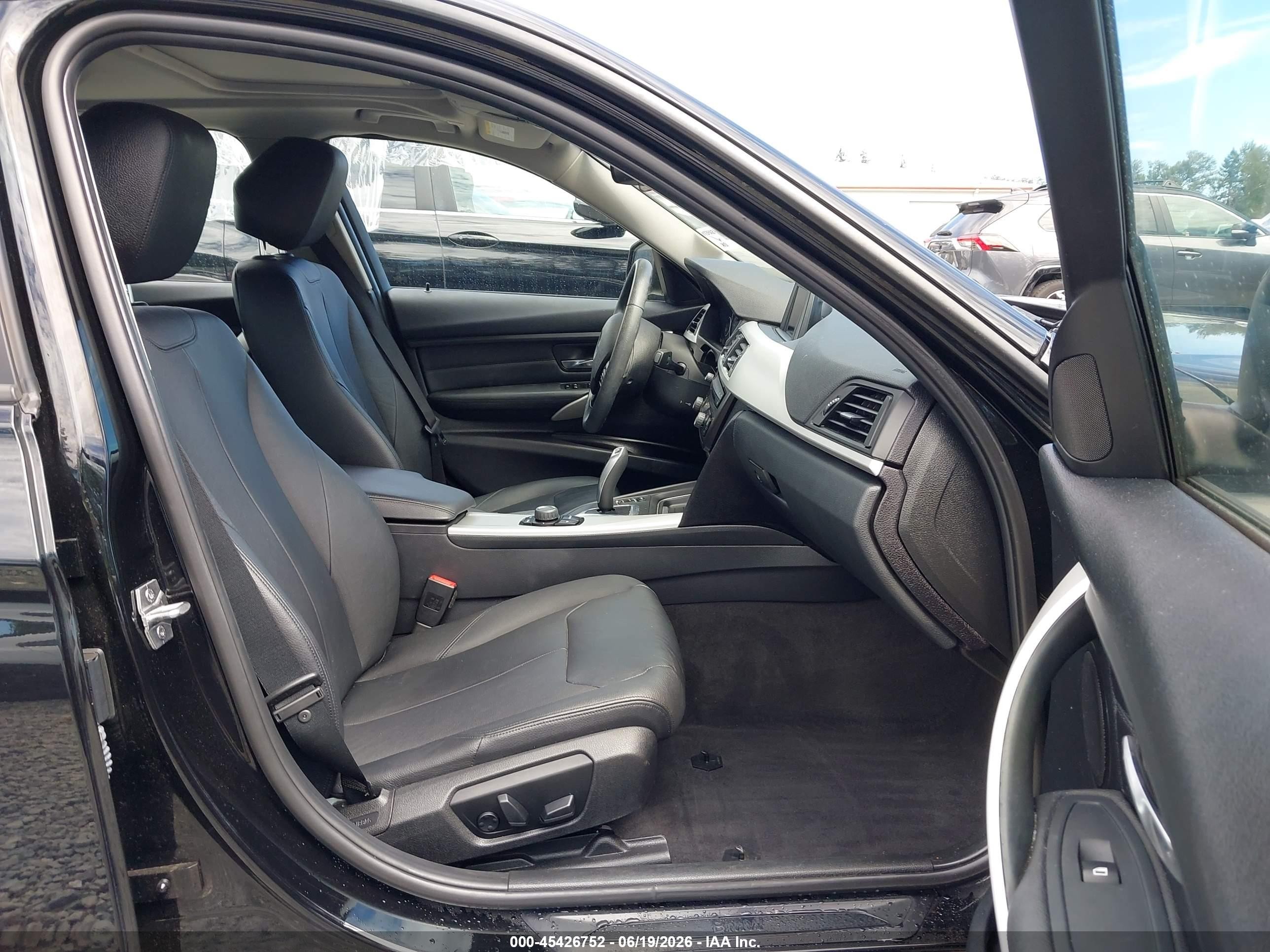 2013 Bmw 328i   Black vin: WBA3C1G57DNR45383
