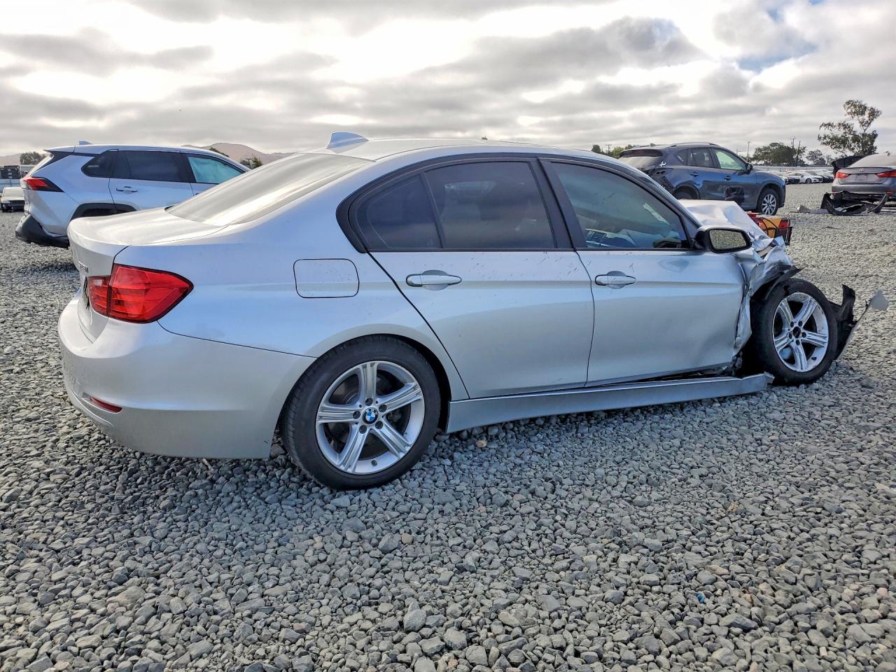 2014 Bmw 328 I Sulev Silver vin: WBA3C1G59ENR49811