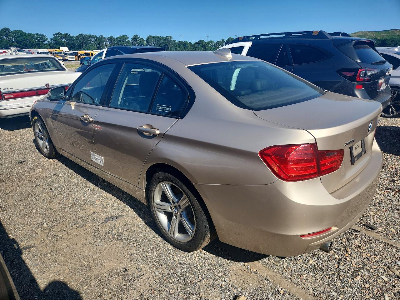 2013 Bmw 320 I Xdrive Tan vin: WBA3C3C50DF982500