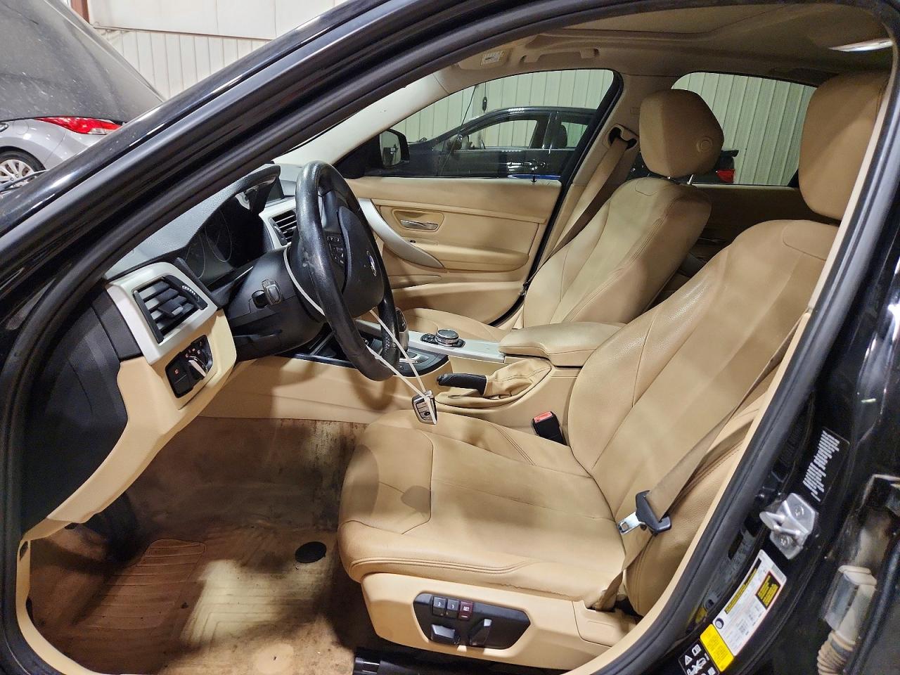 2015 Bmw 320 I Xdrive Черный vin: WBA3C3C50FK203073