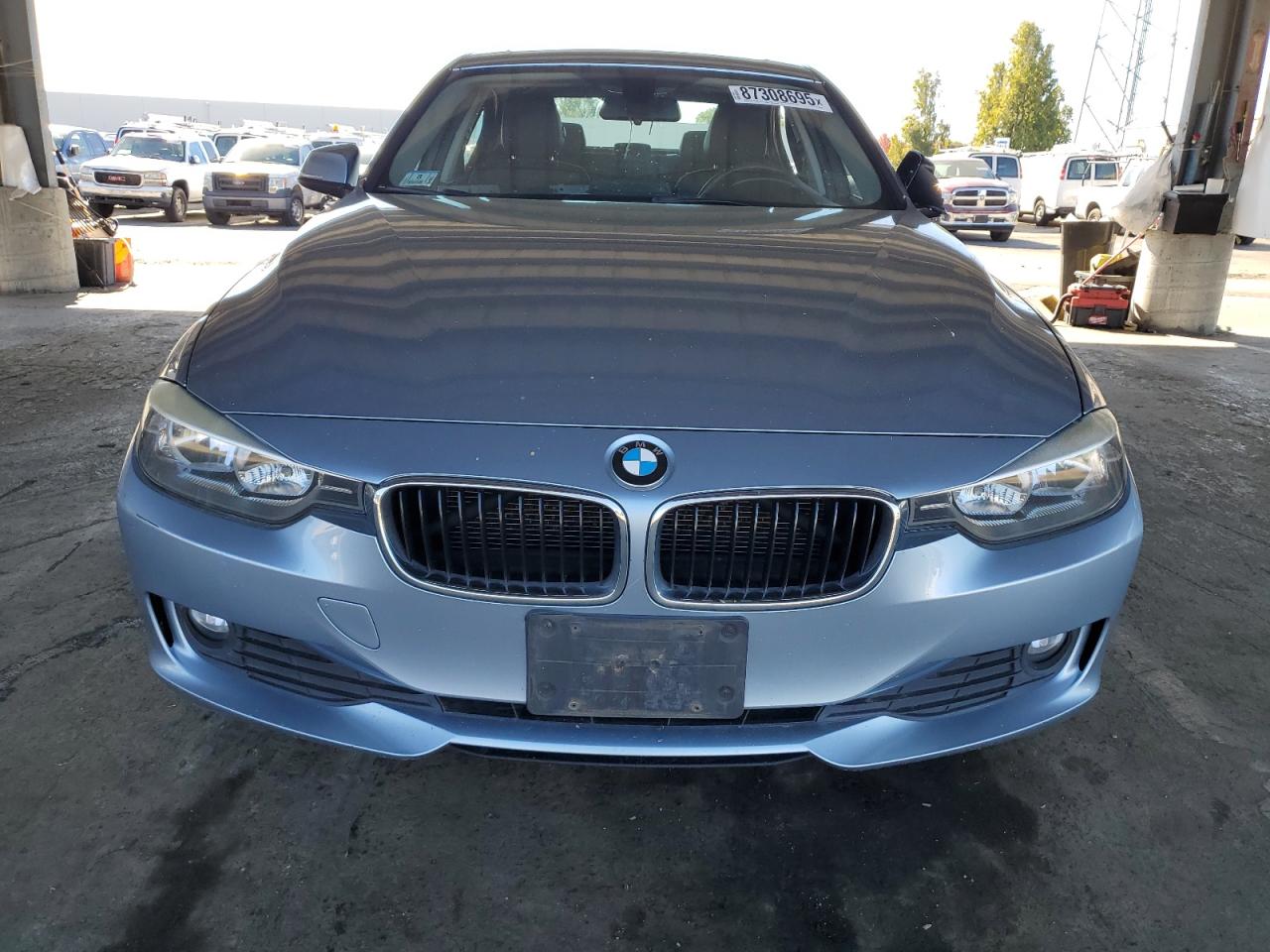 2013 Bmw 320 I Xdrive Синий vin: WBA3C3C51DF981498