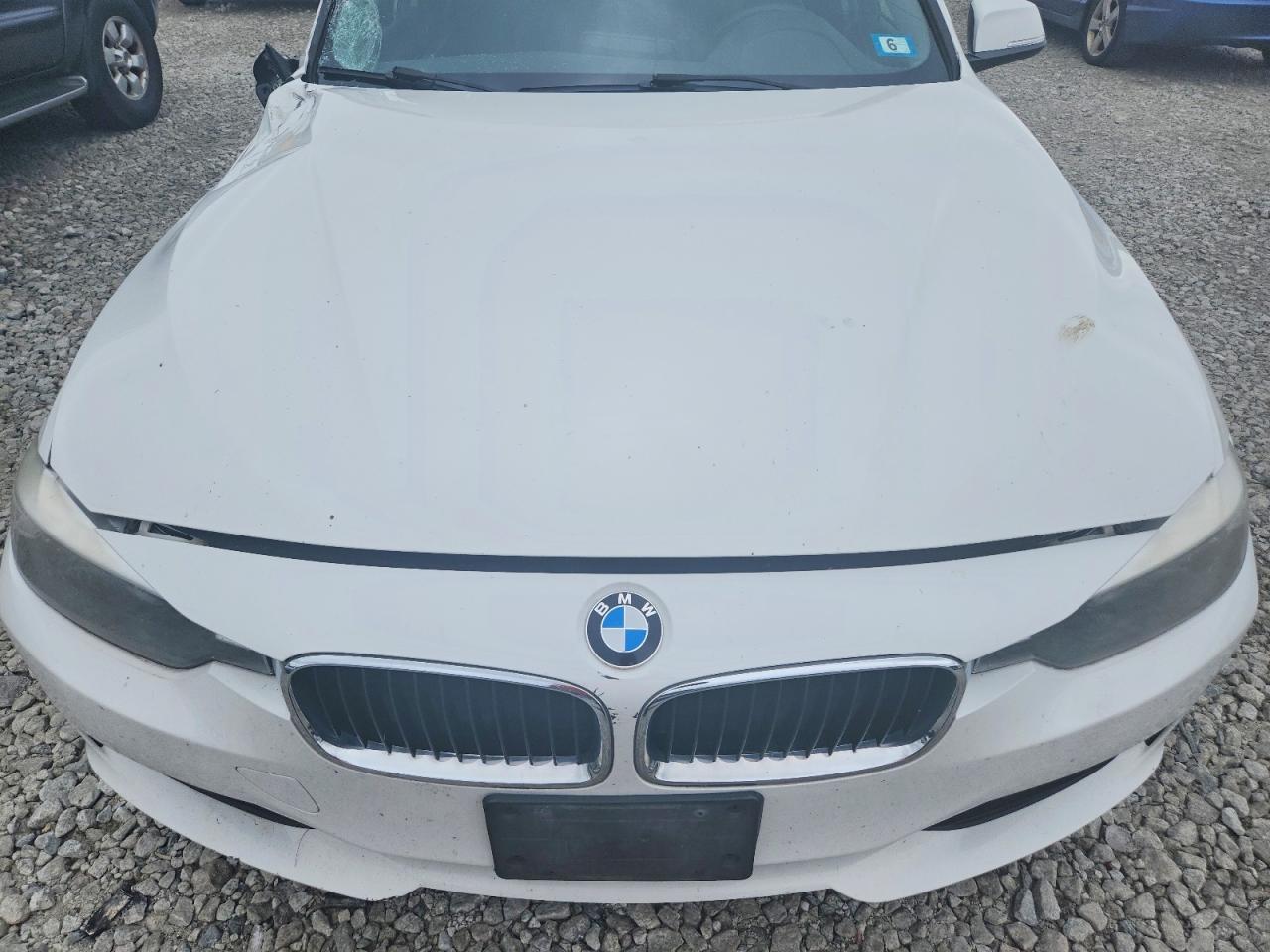 2014 Bmw 320 I Xdrive Белый vin: WBA3C3C51EP661318