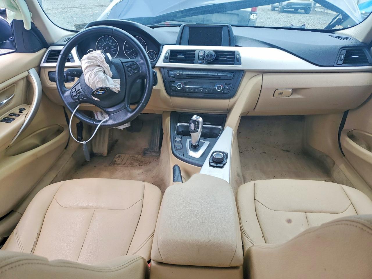 2014 Bmw 320 I Xdrive Blue vin: WBA3C3C52EF986078