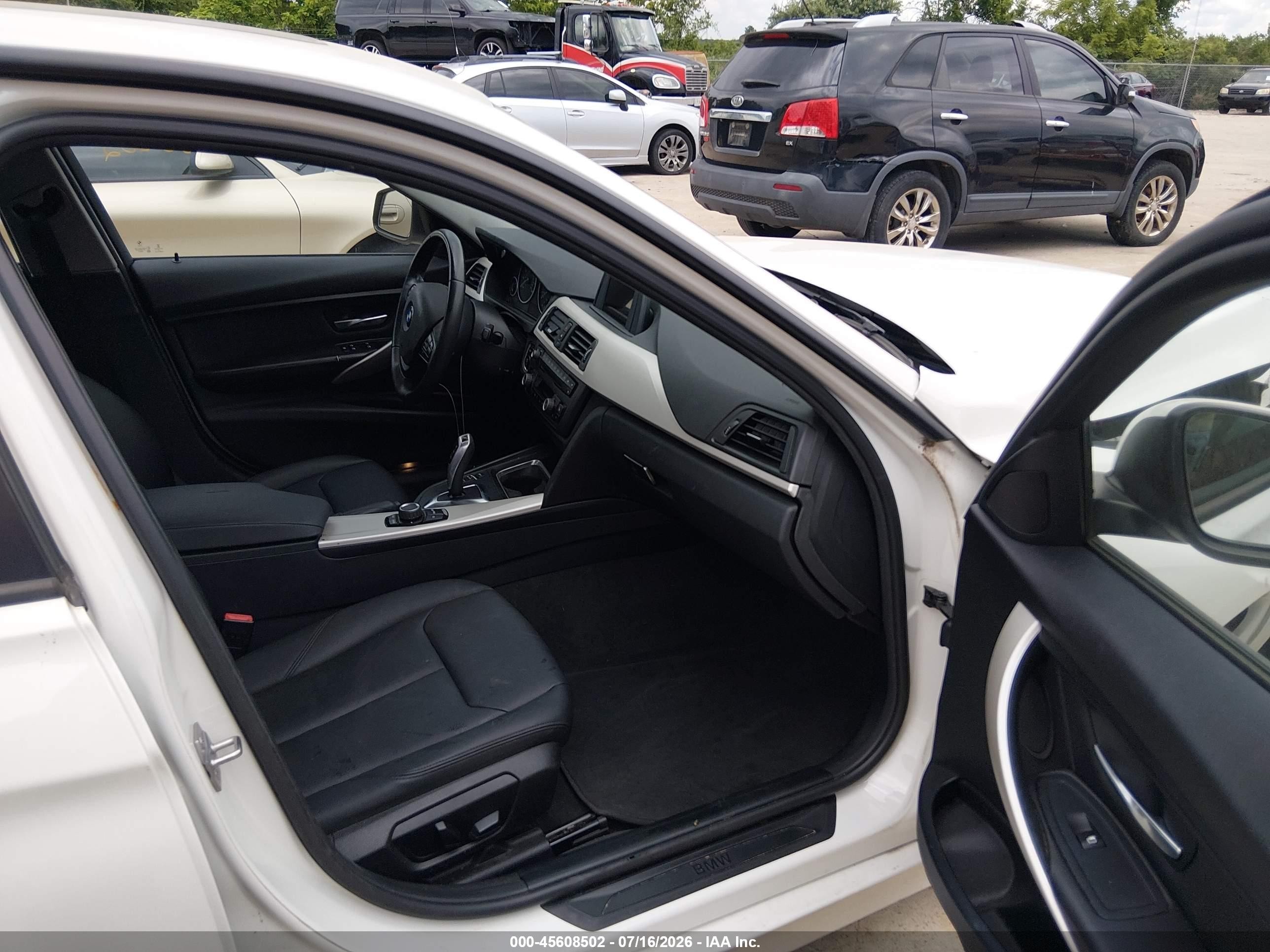 2015 Bmw 320i Xdrive White vin: WBA3C3C52FK202958
