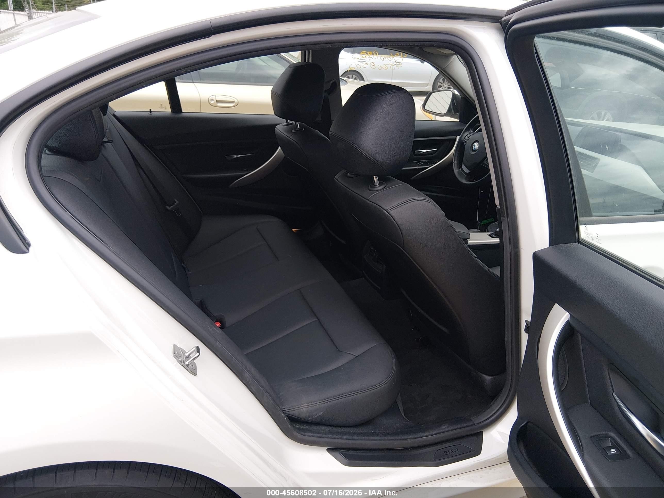 2015 Bmw 320i Xdrive White vin: WBA3C3C52FK202958