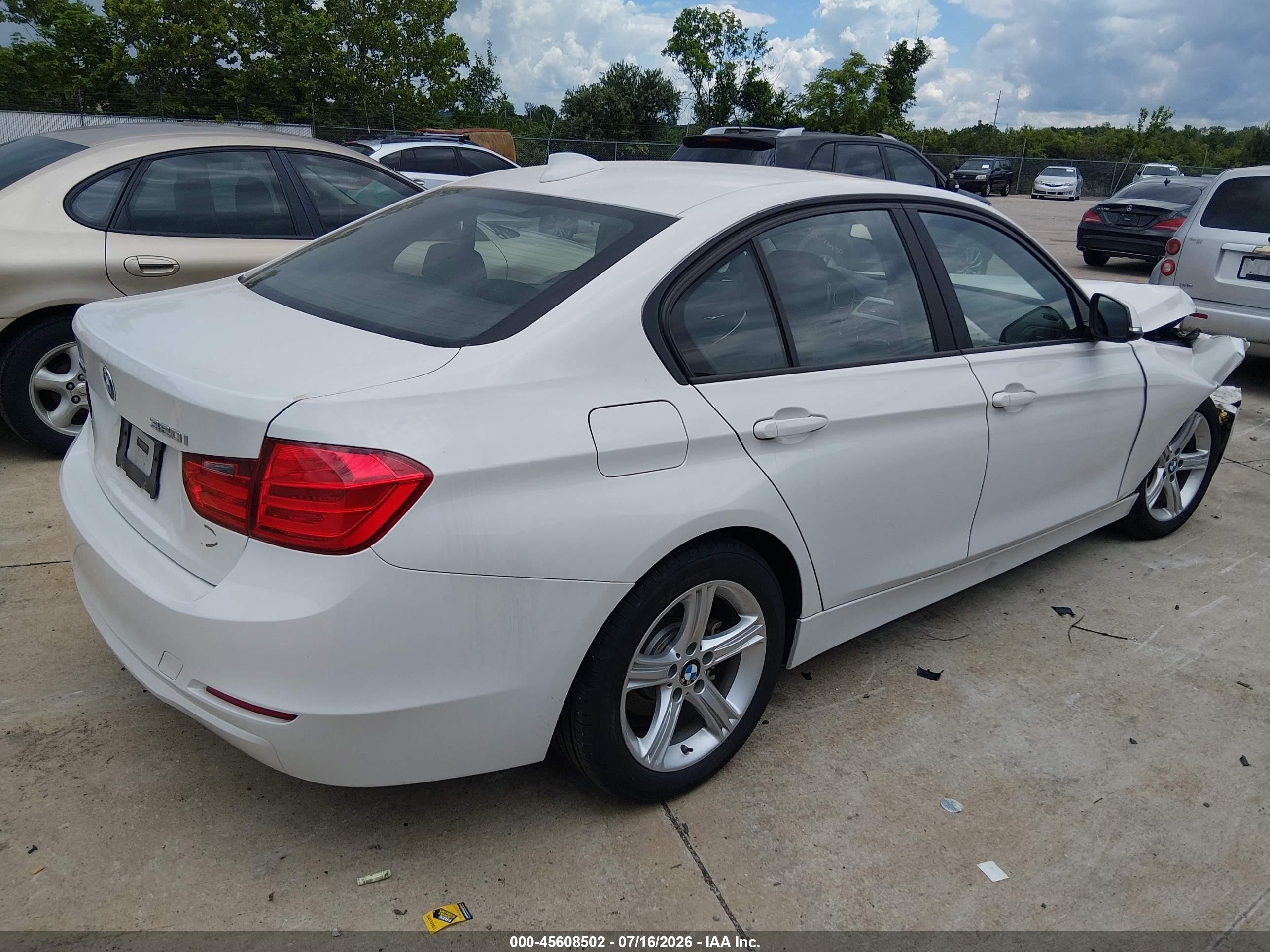2015 Bmw 320i Xdrive White vin: WBA3C3C52FK202958