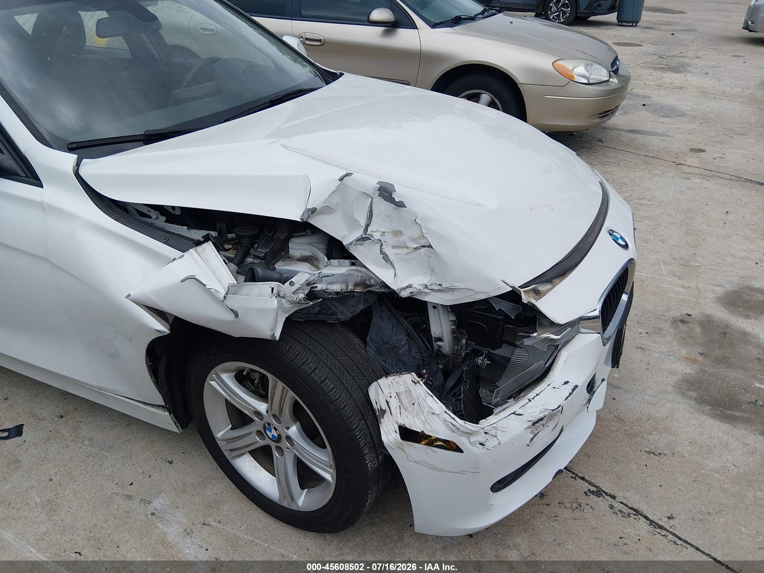 2015 Bmw 320i Xdrive White vin: WBA3C3C52FK202958