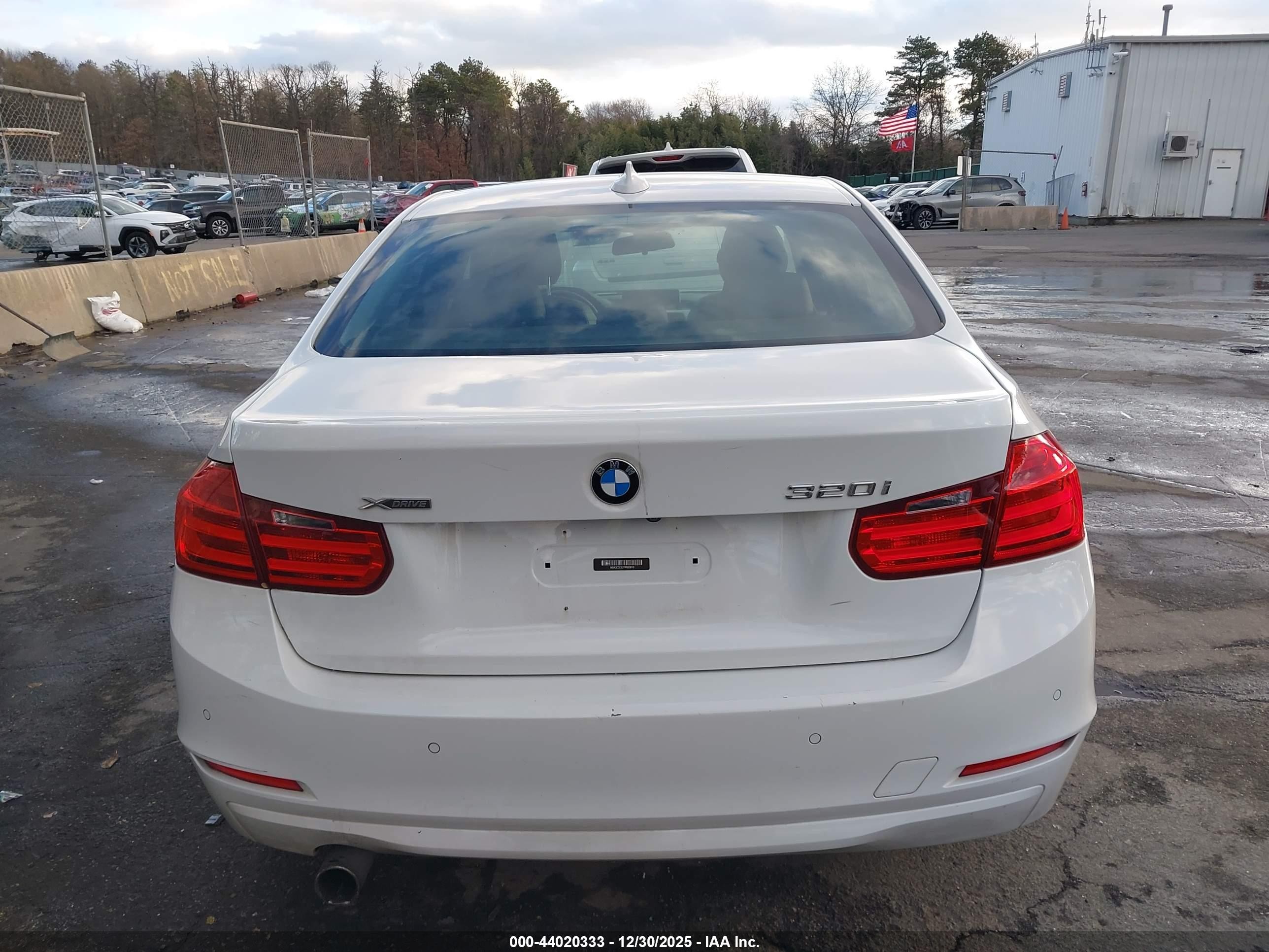 2015 Bmw 320i Xdrive White vin: WBA3C3C52FP663810