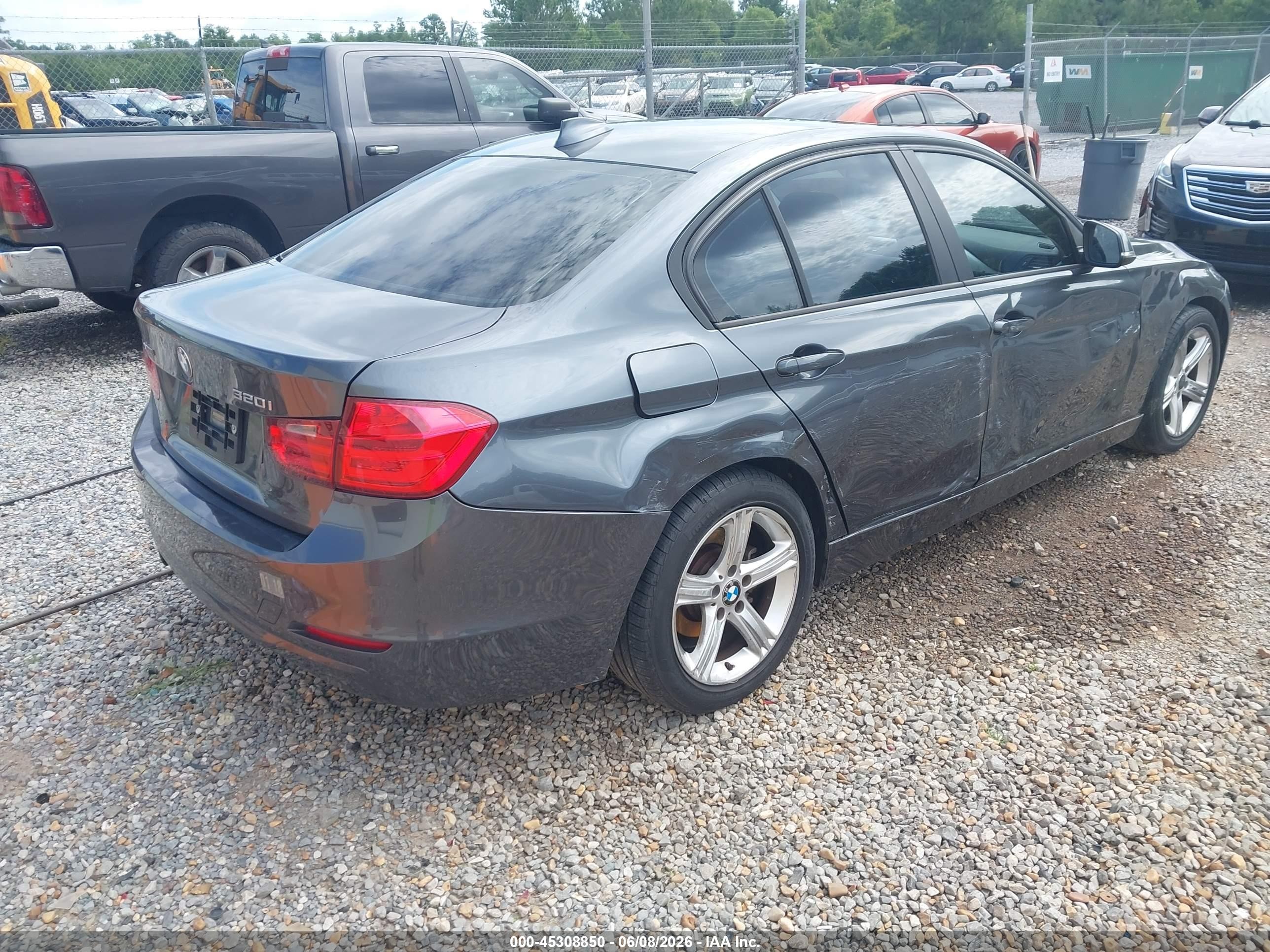 2014 Bmw 320i Xdrive Gray vin: WBA3C3C53EF985943