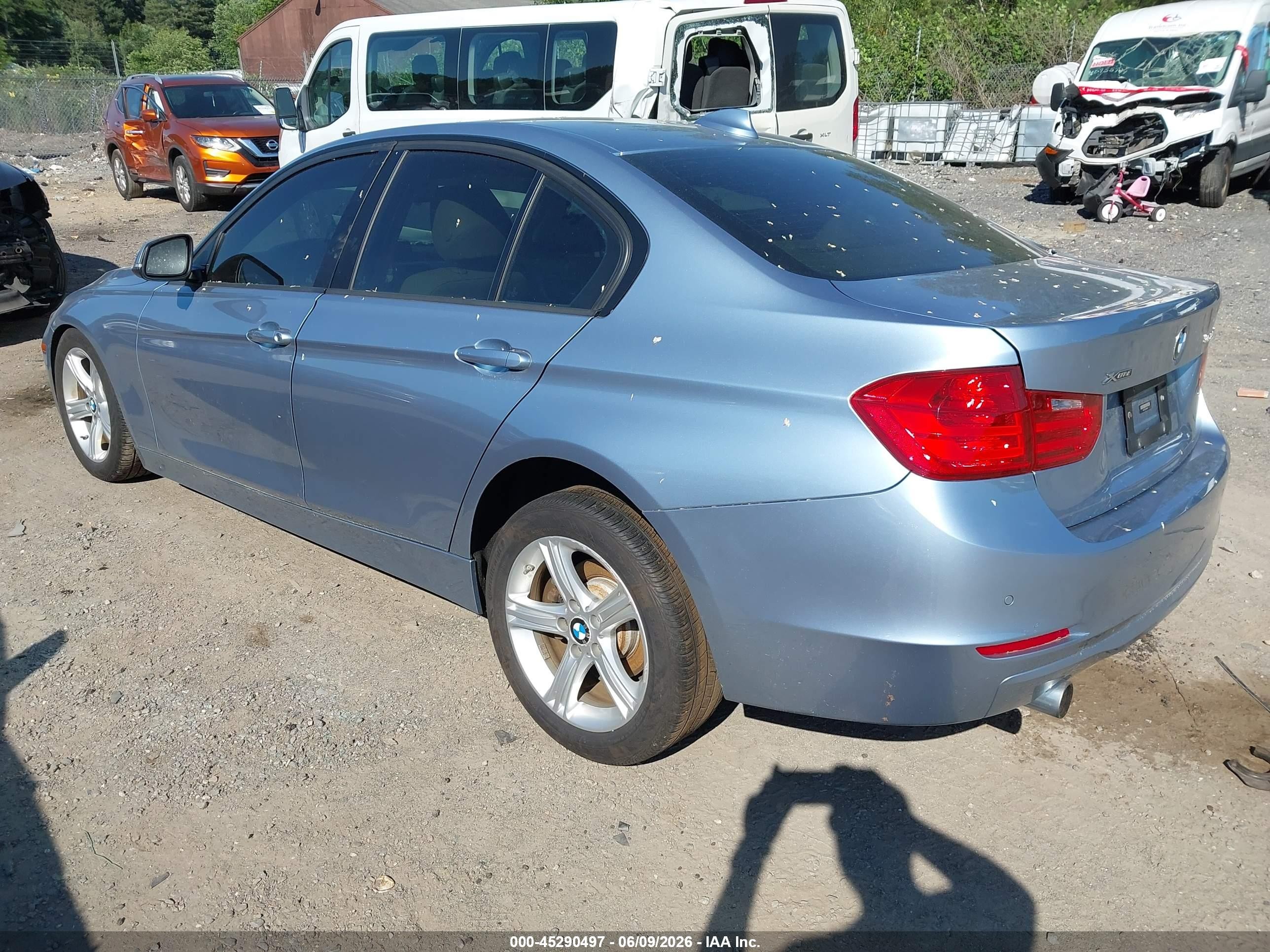 2014 Bmw 320i Xdrive Light Blue vin: WBA3C3C54EF983571
