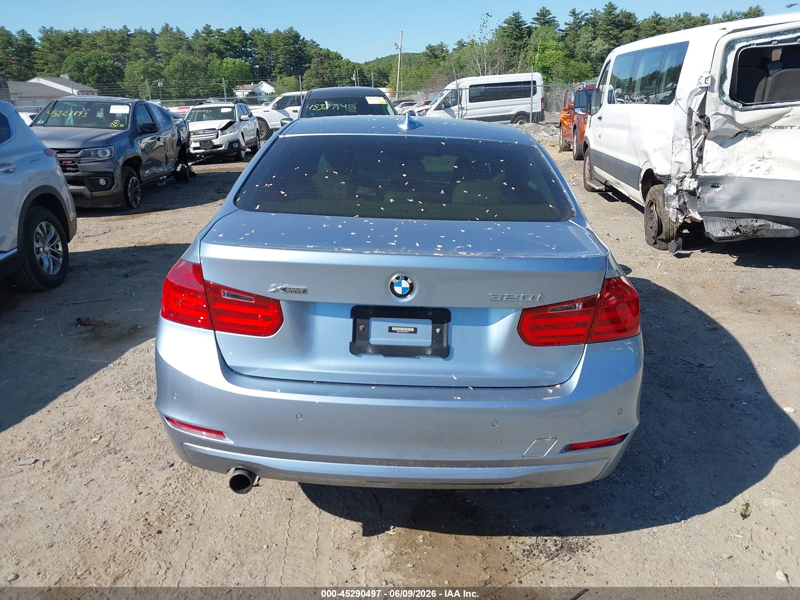 2014 Bmw 320i Xdrive Light Blue vin: WBA3C3C54EF983571