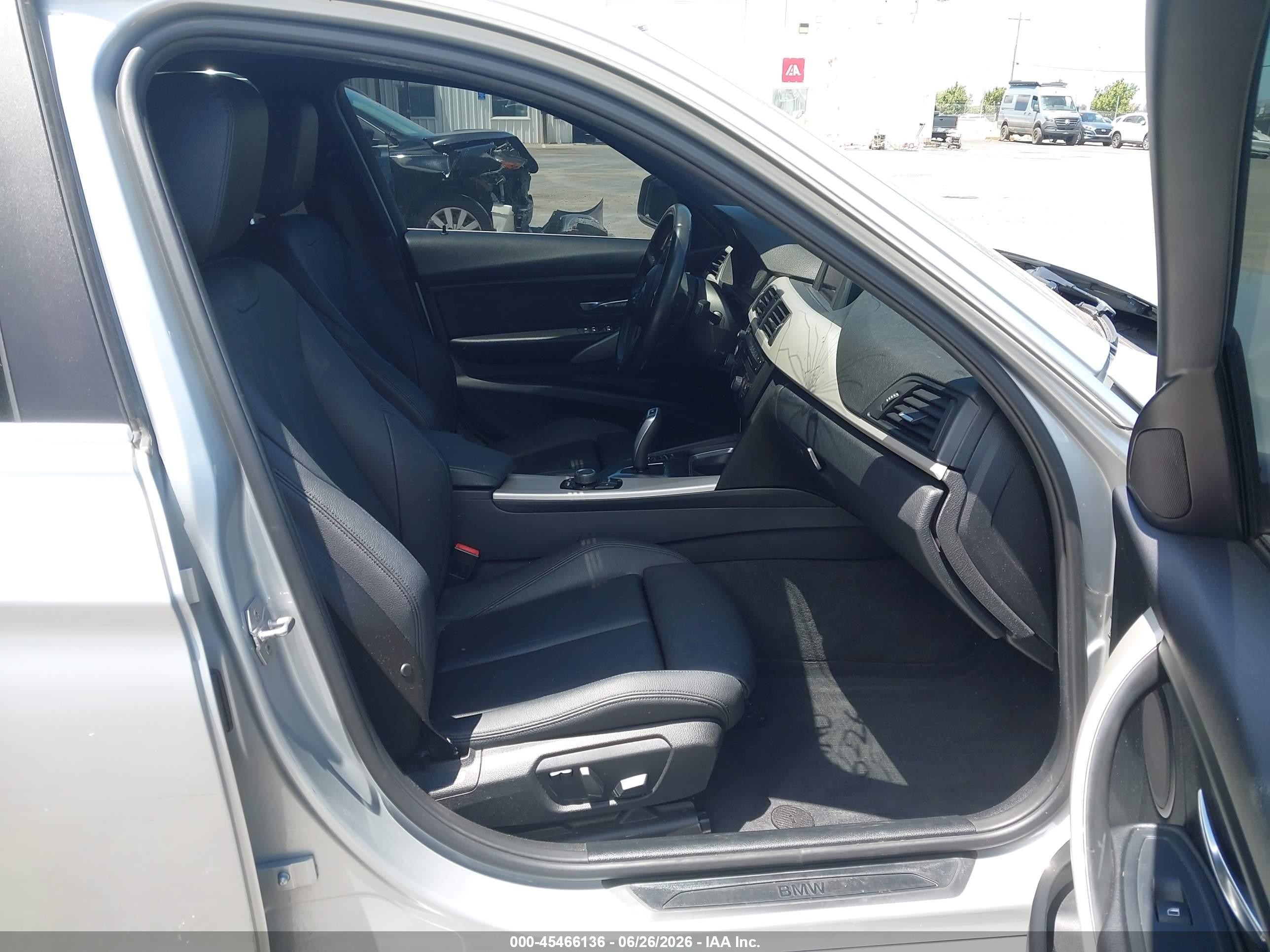 2015 Bmw 320i Xdrive Silver vin: WBA3C3C54FK202752