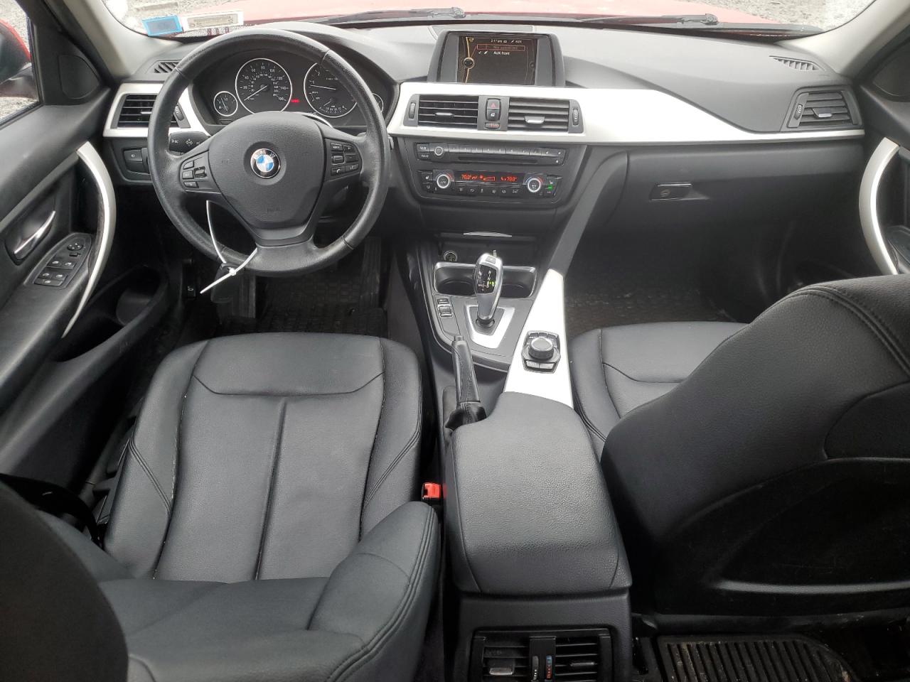 2014 Bmw 320 I Xdrive Red vin: WBA3C3C56EF983555