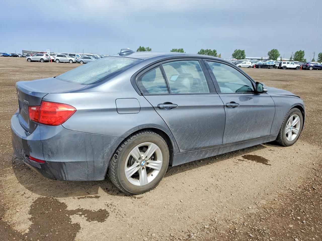 2014 Bmw 320 I Xdrive Серый vin: WBA3C3C56EF984088