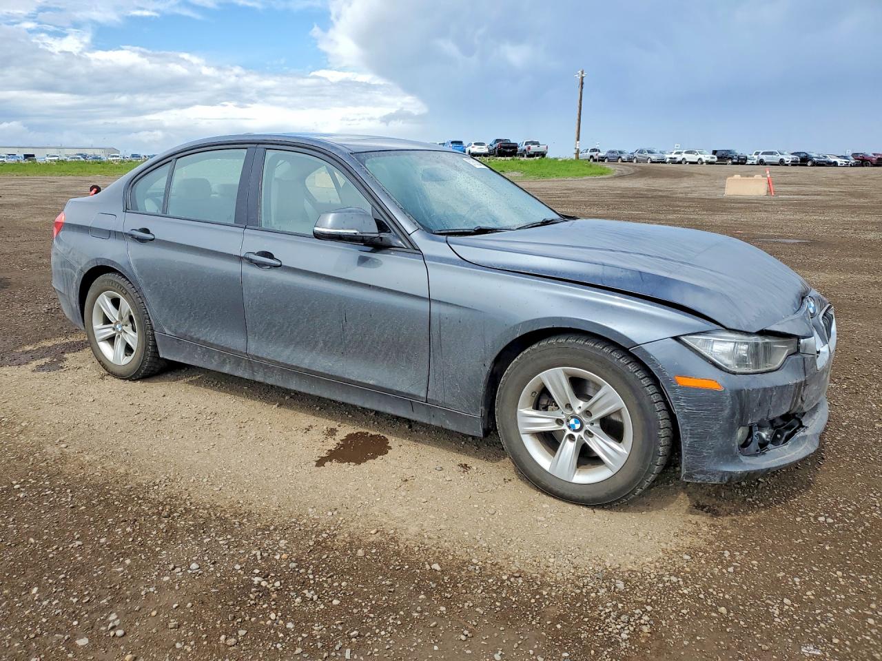 2014 Bmw 320 I Xdrive Серый vin: WBA3C3C56EF984088